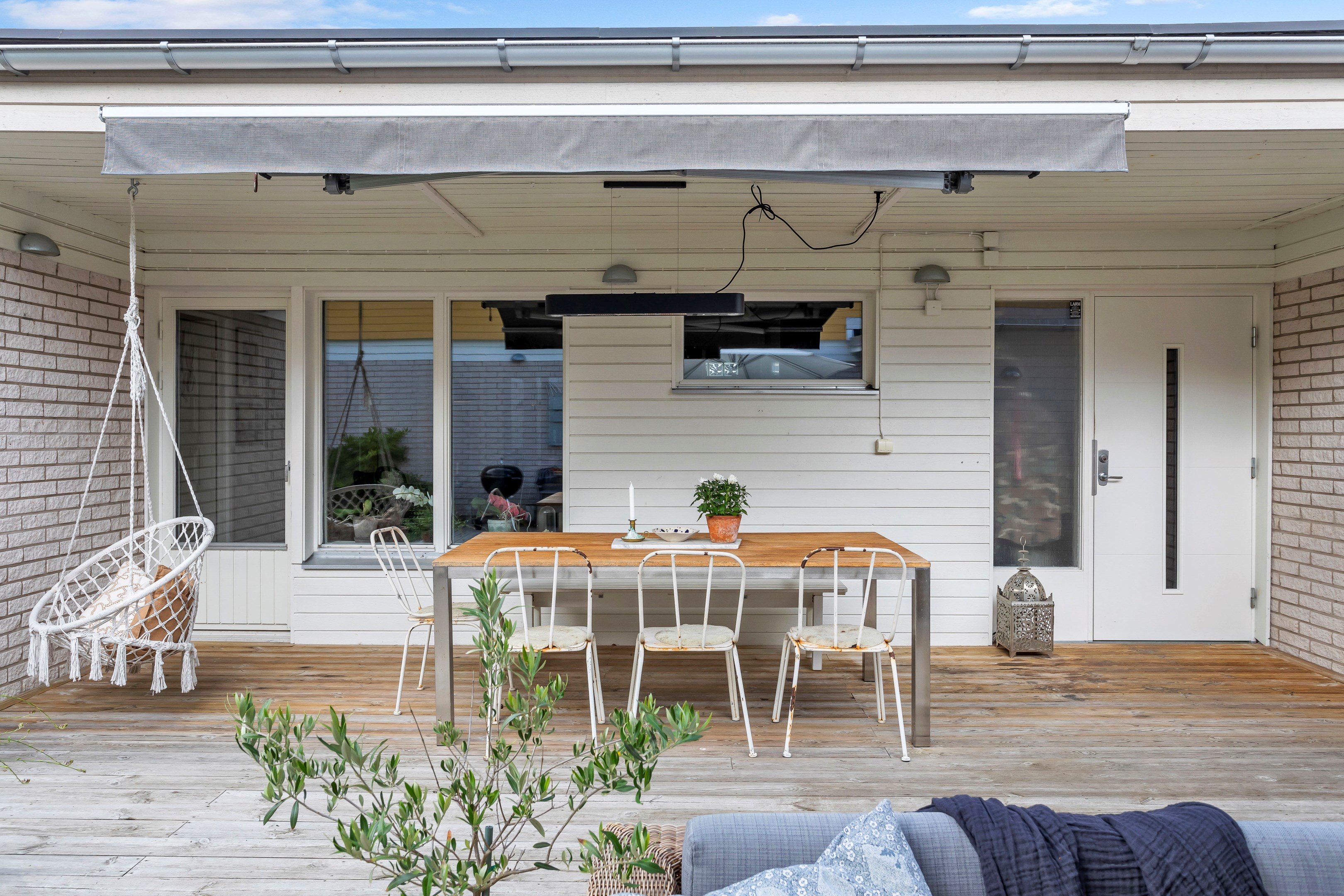 Bostadsbild från Sjungarbacksvägen 5, Såld i Bälinge, Uppsala