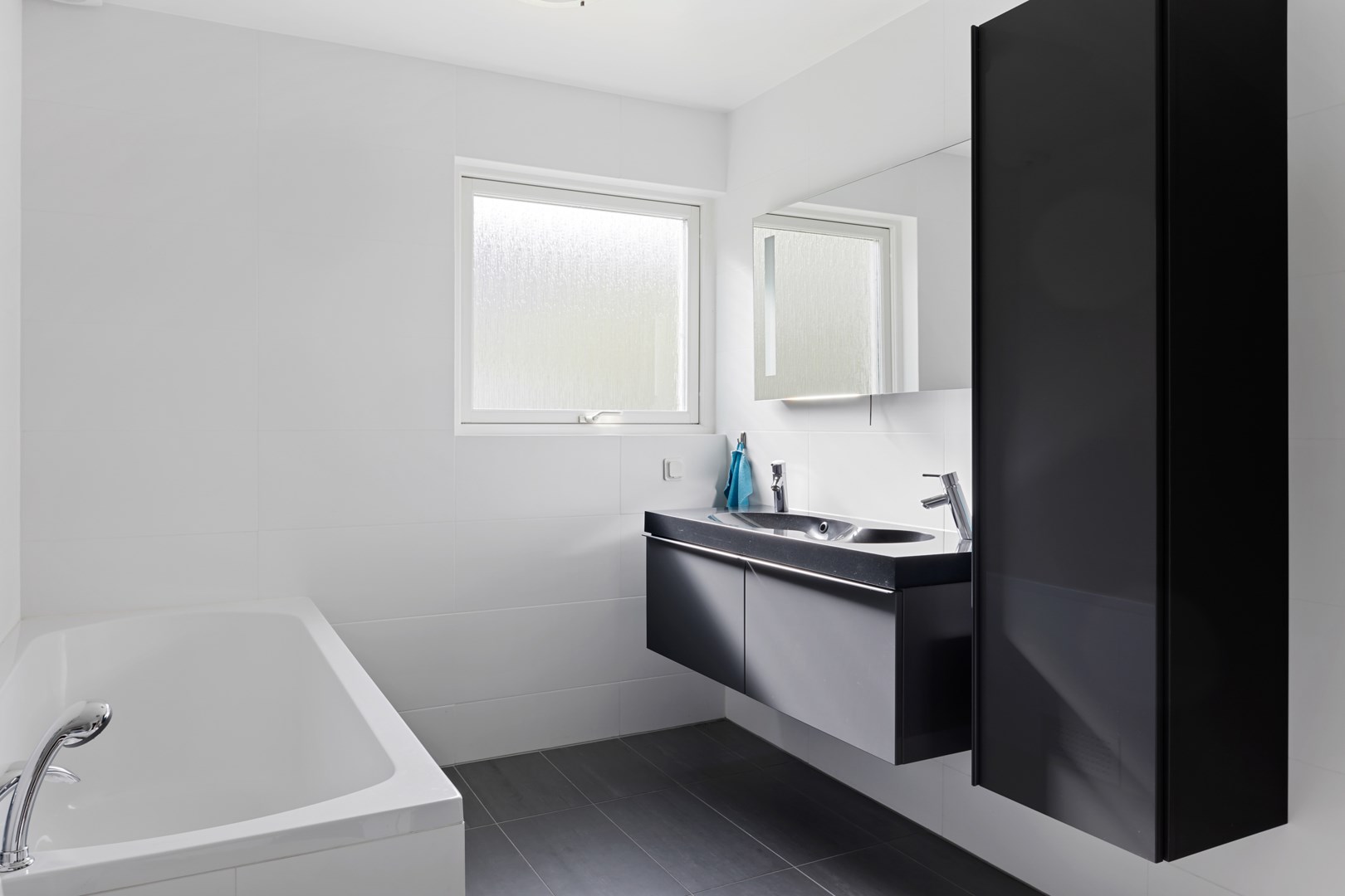 Bostadsbild från Kättingvägen 38, Såld i Södra kopparmora, Värmdö