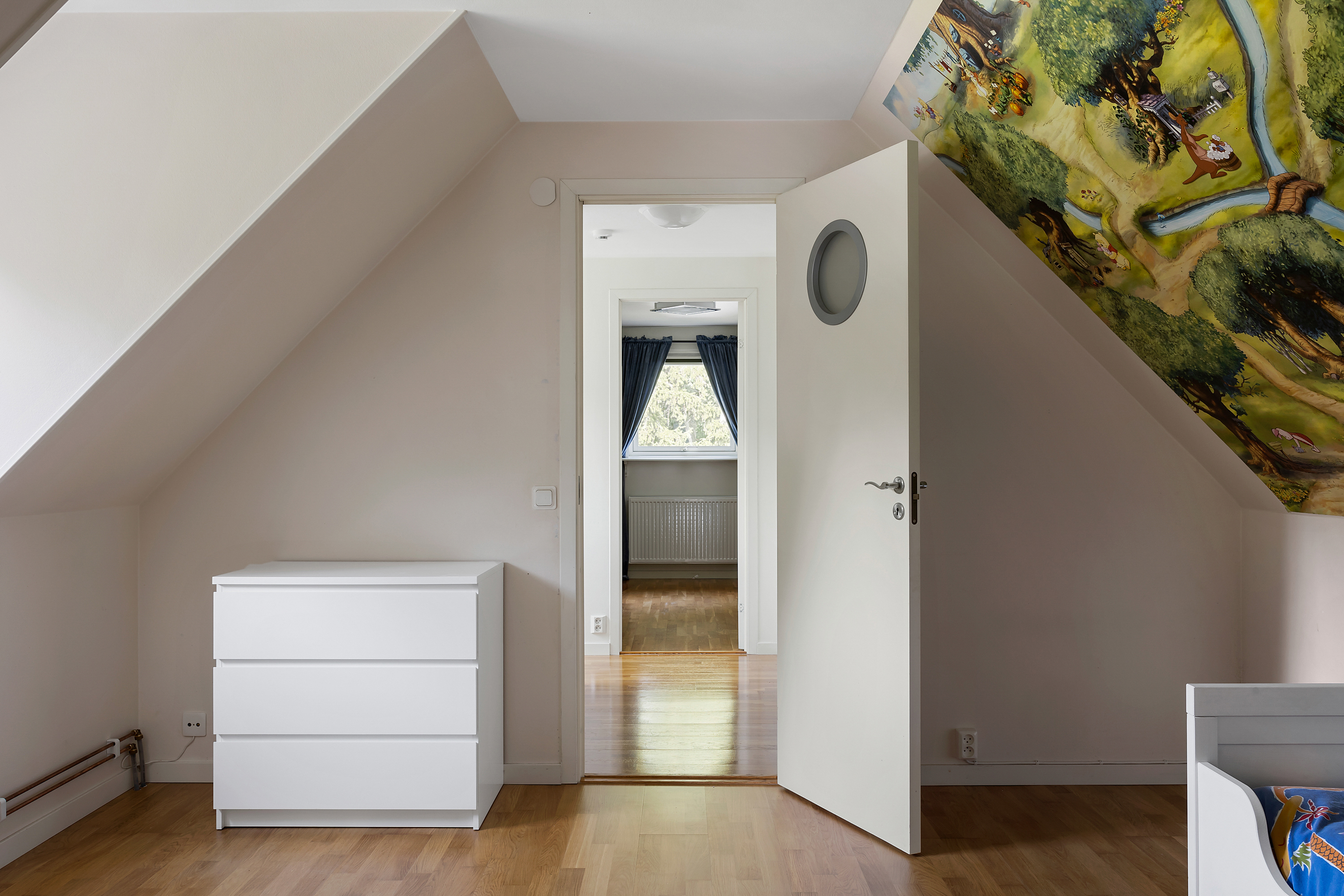 Bostadsbild från Kättingvägen 38, Såld i Södra kopparmora, Värmdö