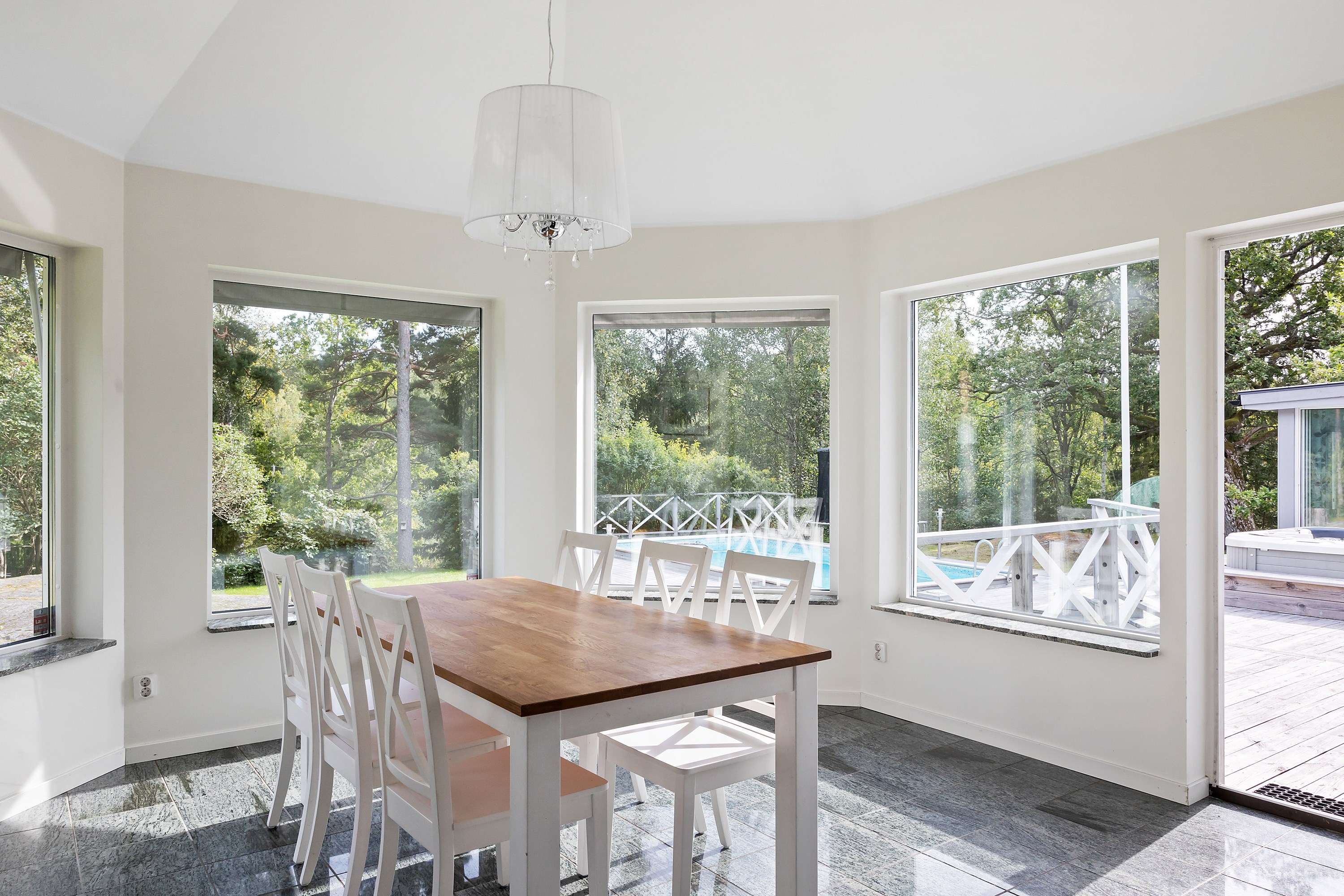 Bostadsbild från Kättingvägen 38, Såld i Södra kopparmora, Värmdö