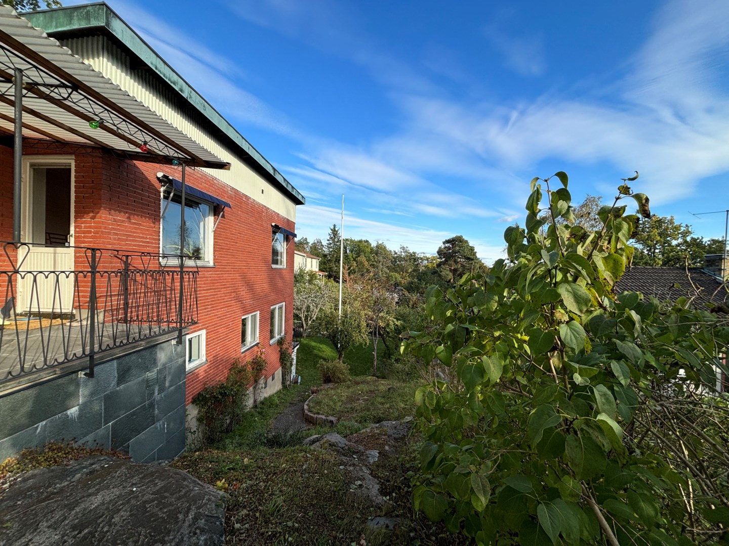 Bostadsbild från Solstigen 5, Såld i Skuru, Nacka