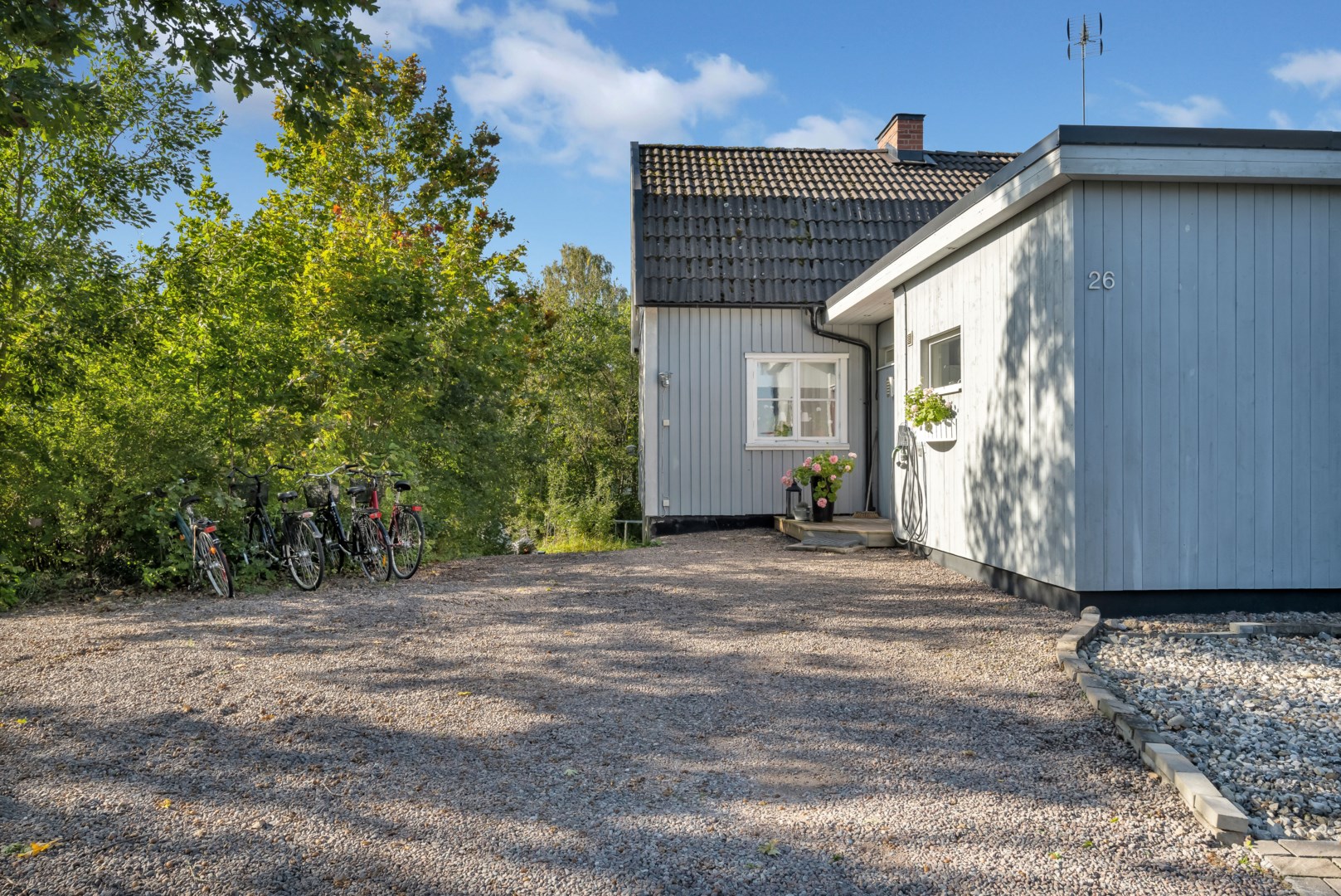 Bostadsbild från Bruksvägen 26, Såld i Eriksberg, Uppsala