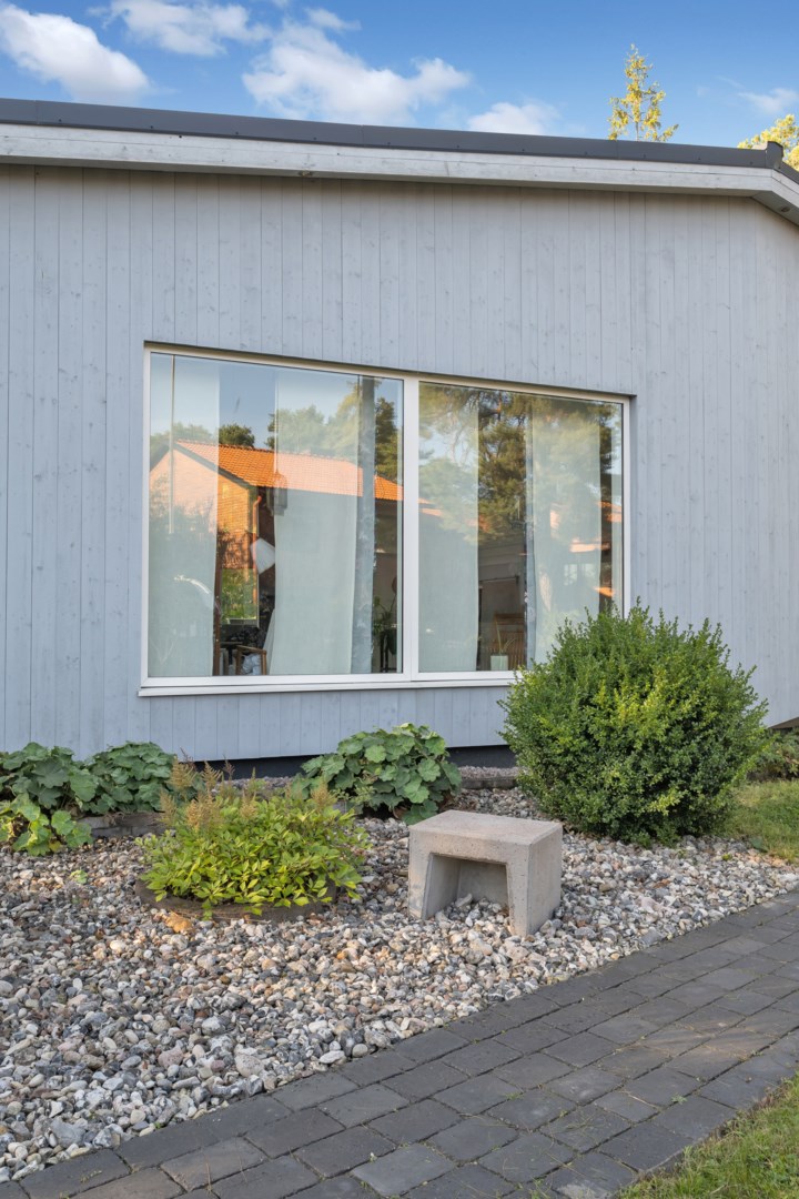 Bostadsbild från Bruksvägen 26, Såld i Eriksberg, Uppsala