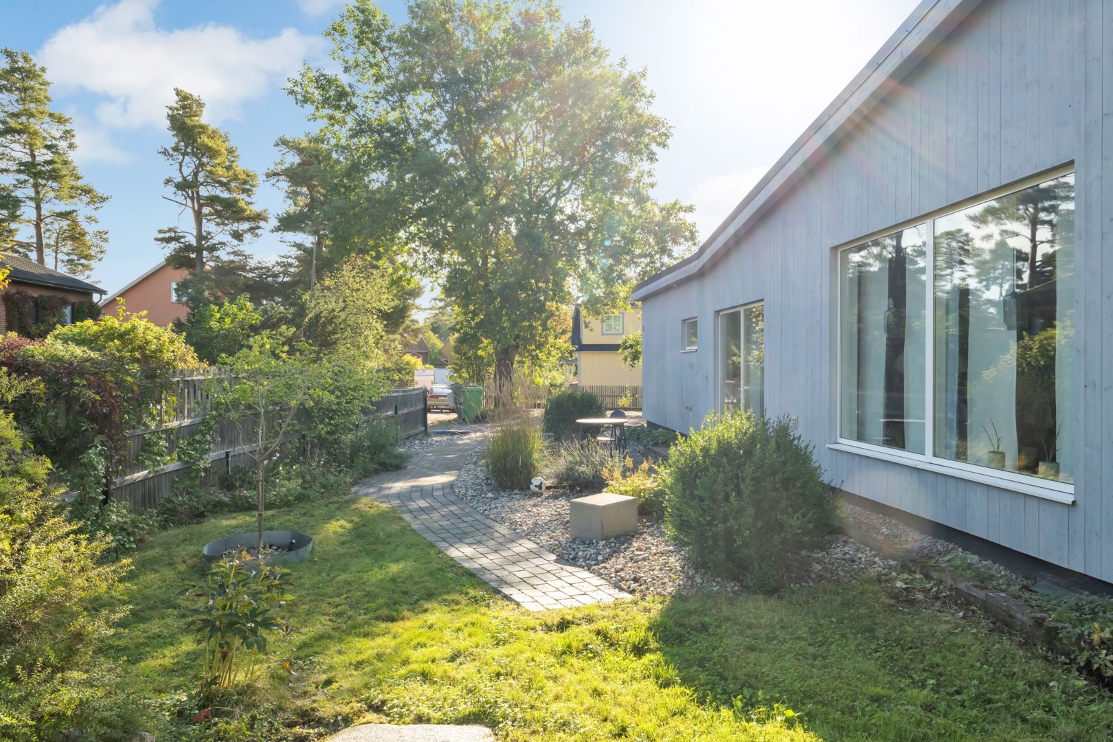 Bostadsbild från Bruksvägen 26, Såld i Eriksberg, Uppsala