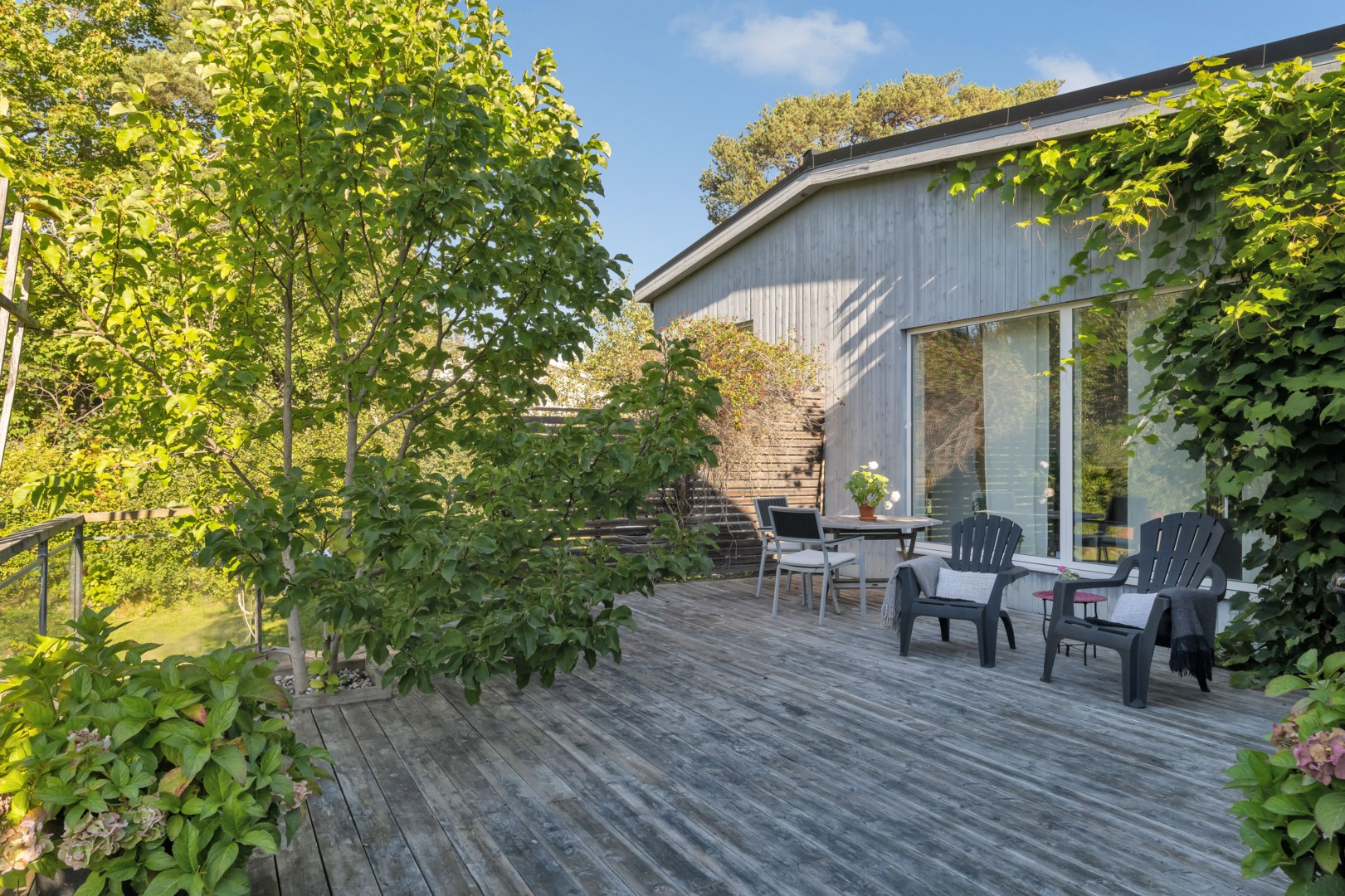 Bostadsbild från Bruksvägen 26, Såld i Eriksberg, Uppsala