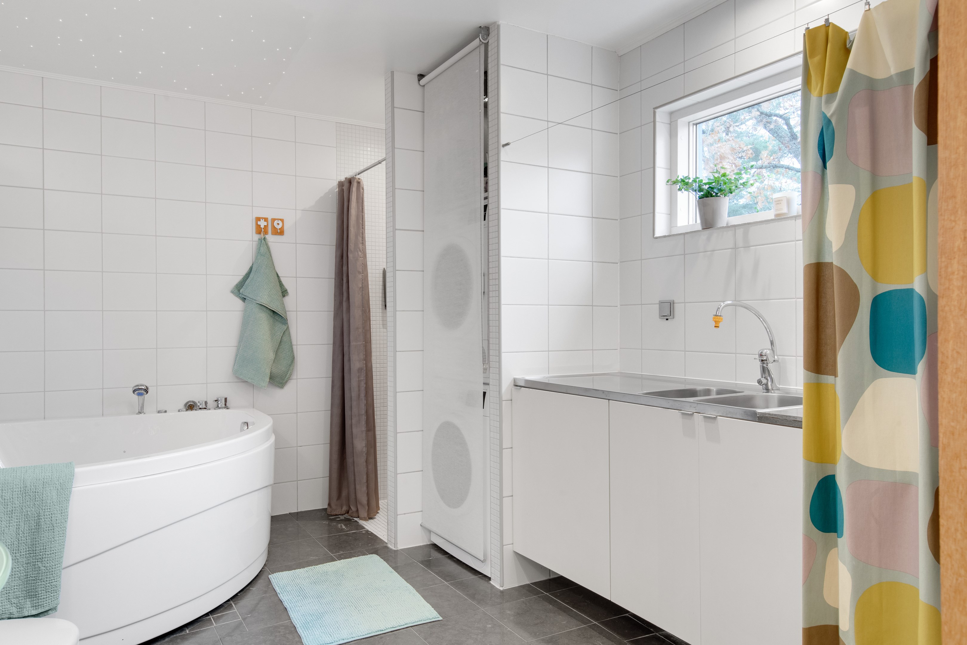 Bostadsbild från Bruksvägen 26, Såld i Eriksberg, Uppsala