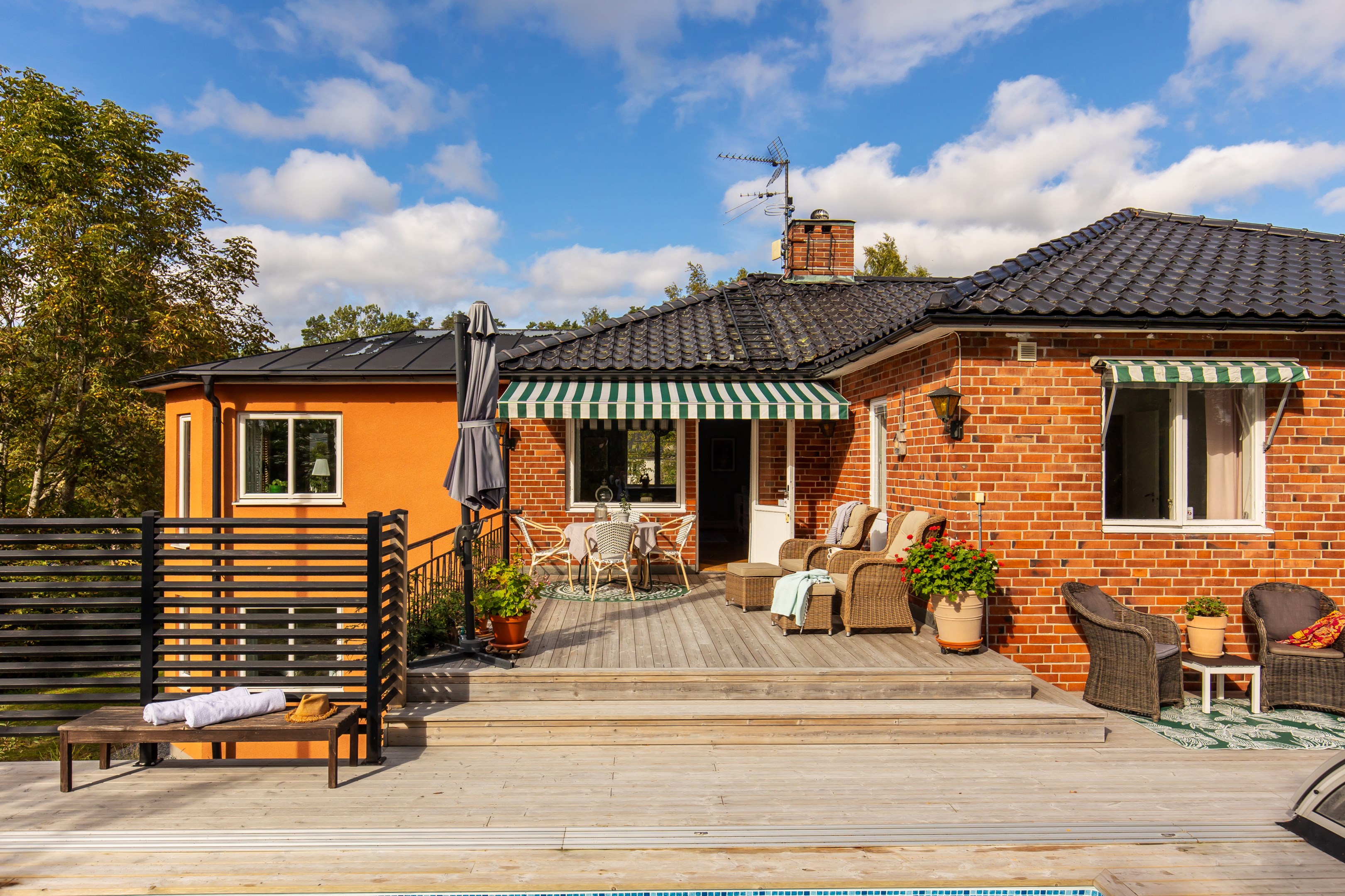 Bostadsbild från Lövdalsvägen 28, Såld i Björknäs, Nacka