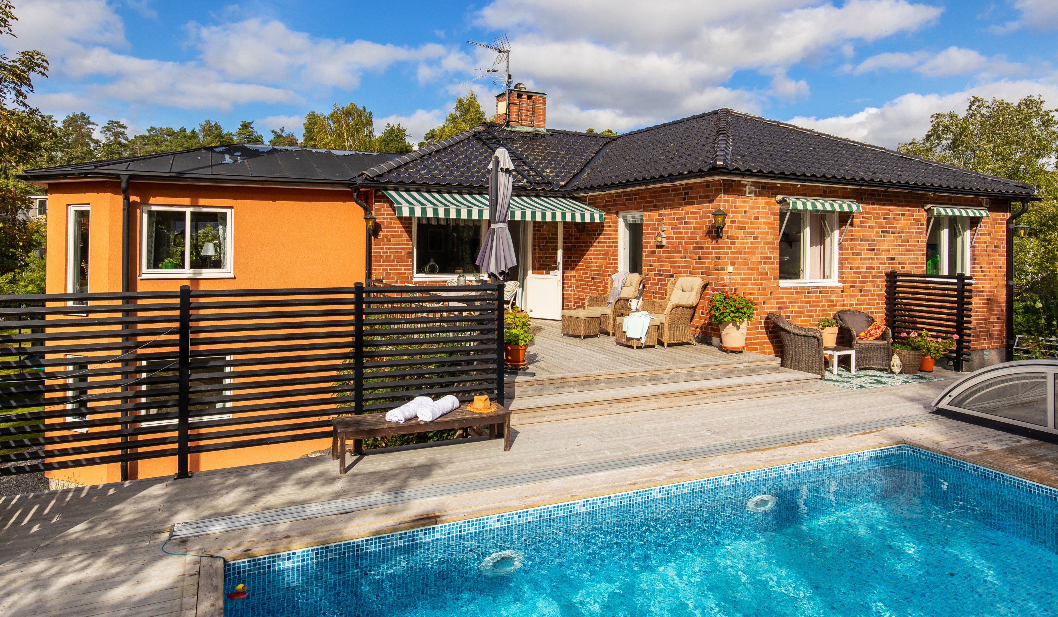 Bostadsbild från Lövdalsvägen 28, Såld i Björknäs, Nacka