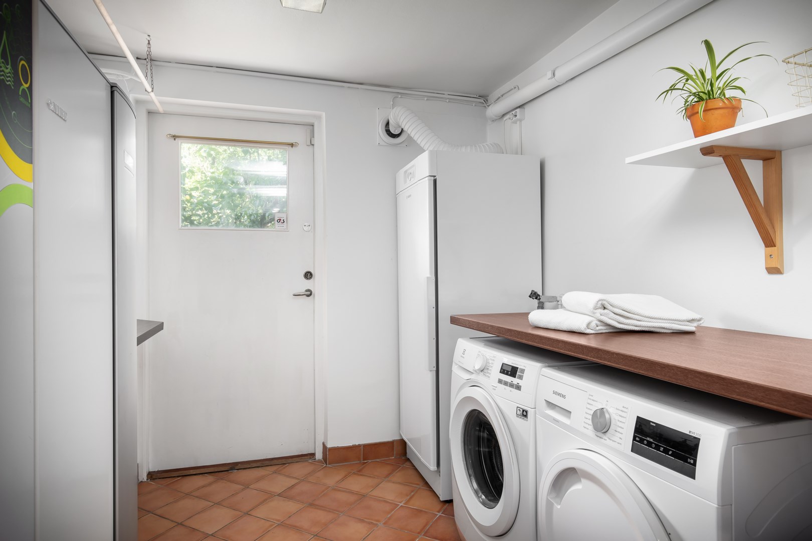 Bostadsbild från Lövdalsvägen 28, Såld i Björknäs, Nacka