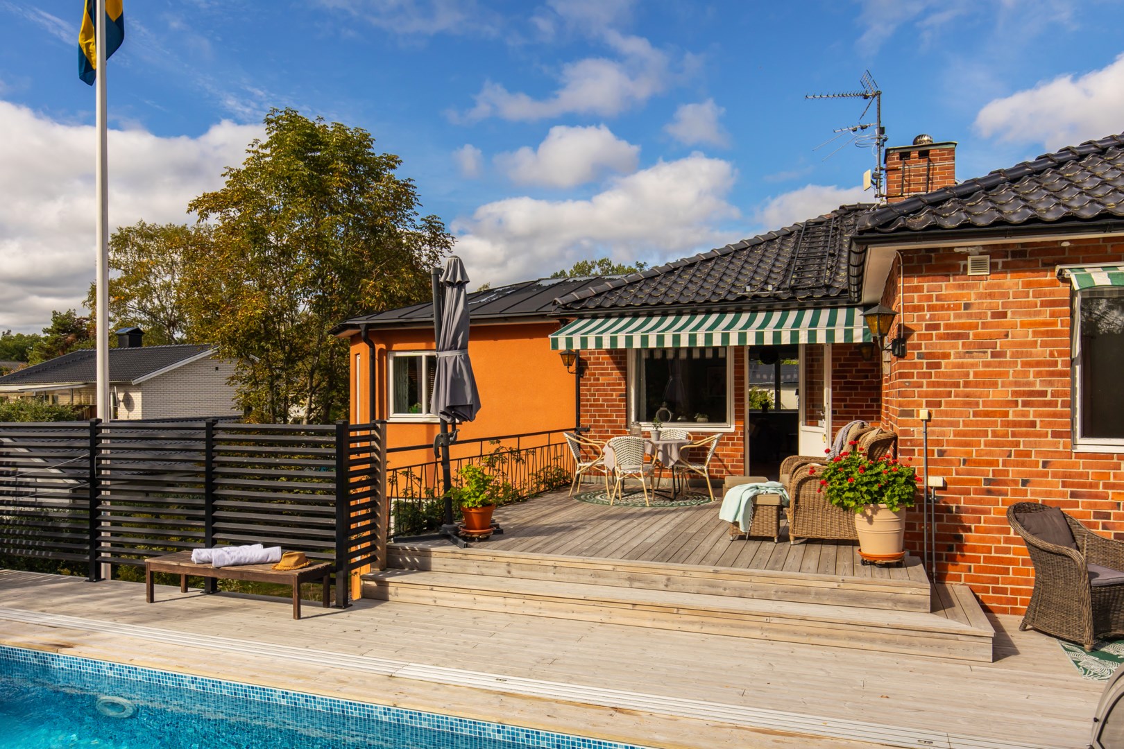 Bostadsbild från Lövdalsvägen 28, Såld i Björknäs, Nacka