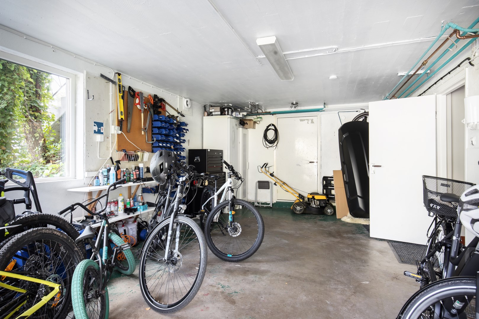 Bostadsbild från Lövdalsvägen 28, Såld i Björknäs, Nacka