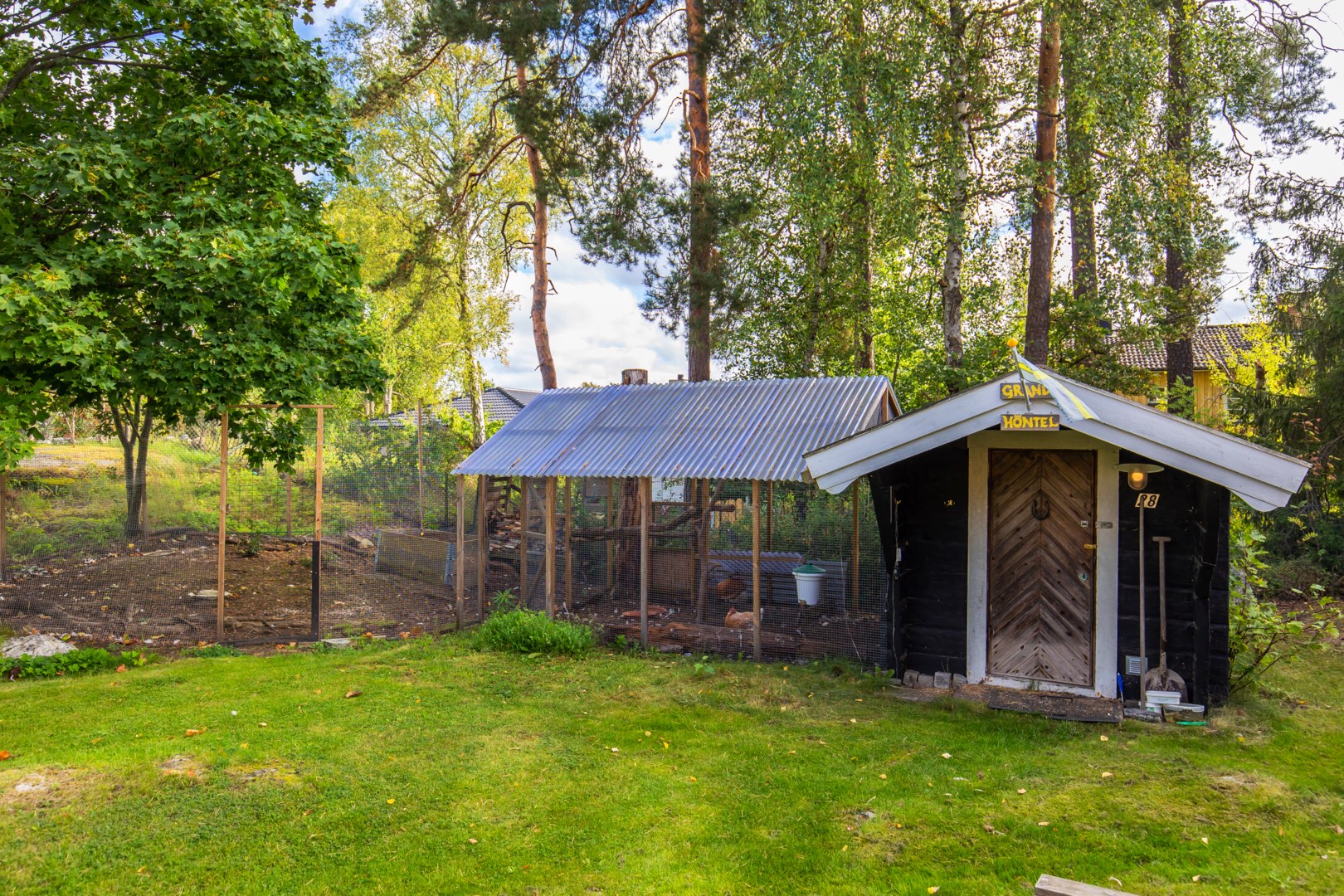 Bostadsbild från Lövdalsvägen 28, Såld i Björknäs, Nacka