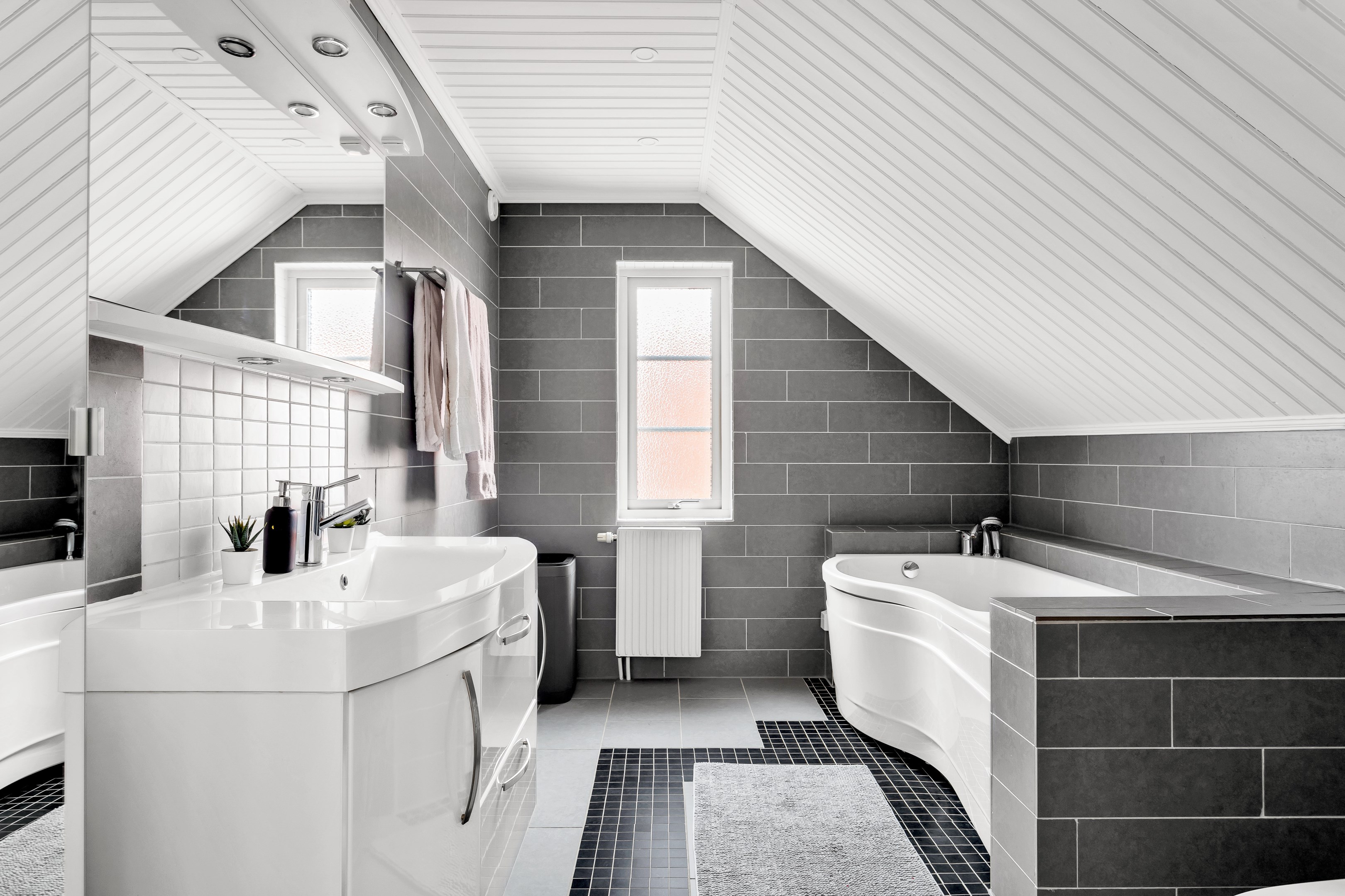 Bostadsbild från Ramsta-Lund 77, Såld i Ramstalund, Uppsala