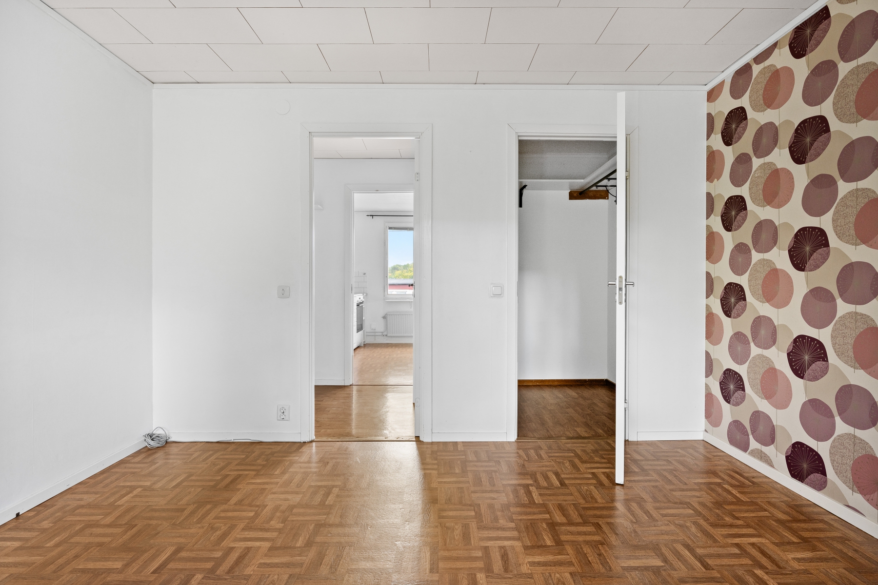 sovrum ö.pl med klädkammare