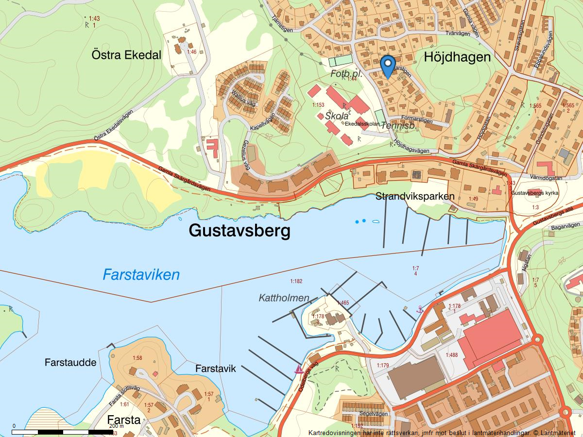 Promenadavstånd till rofylld natur och hamnen