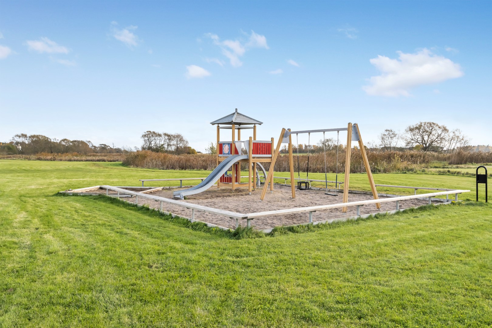 Bostadsbild från Mistelvägen 12, Såld i Örsundsbro, Enköping