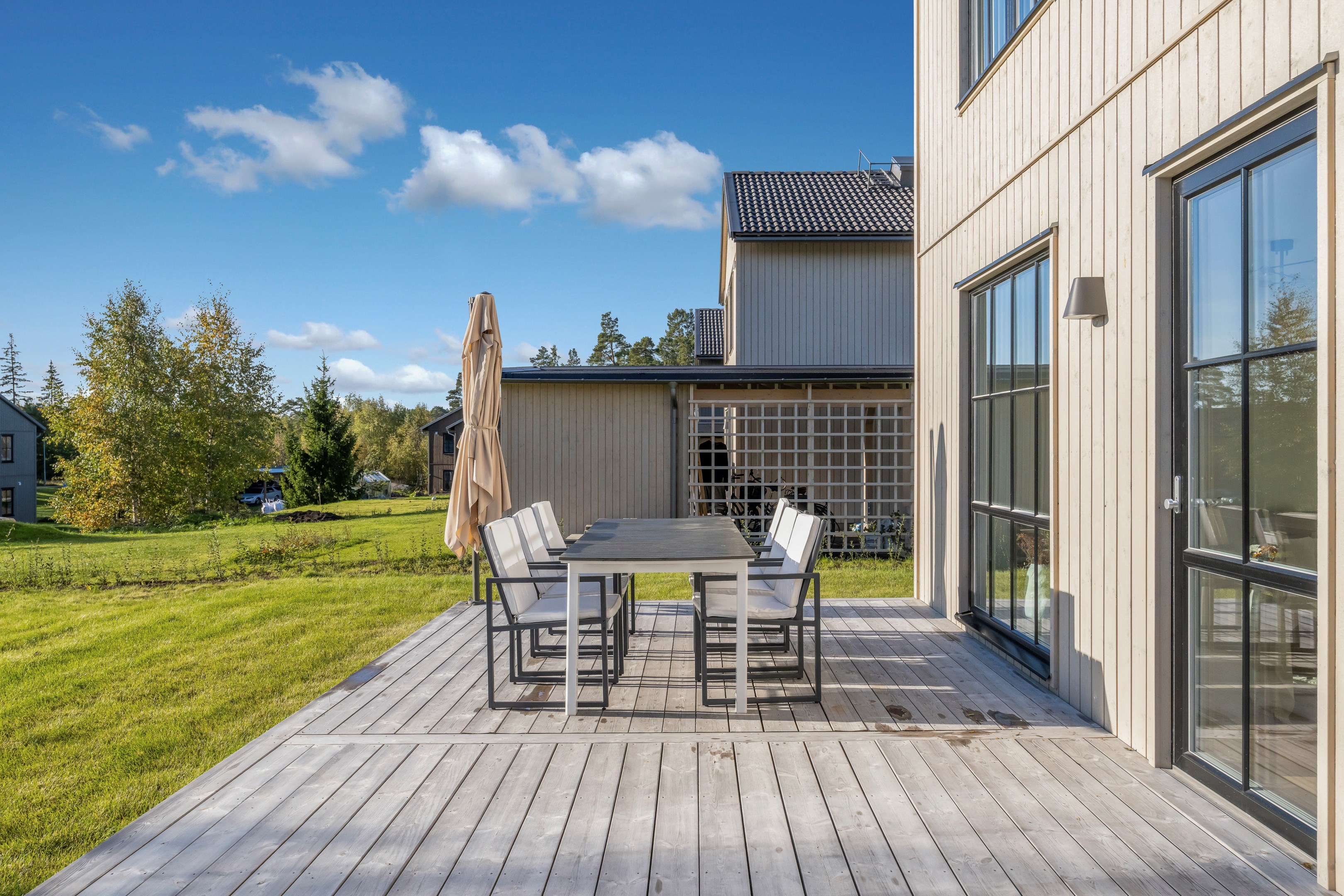 Bostadsbild från Kvistvägen 8, Såld i Skölsta, Uppsala