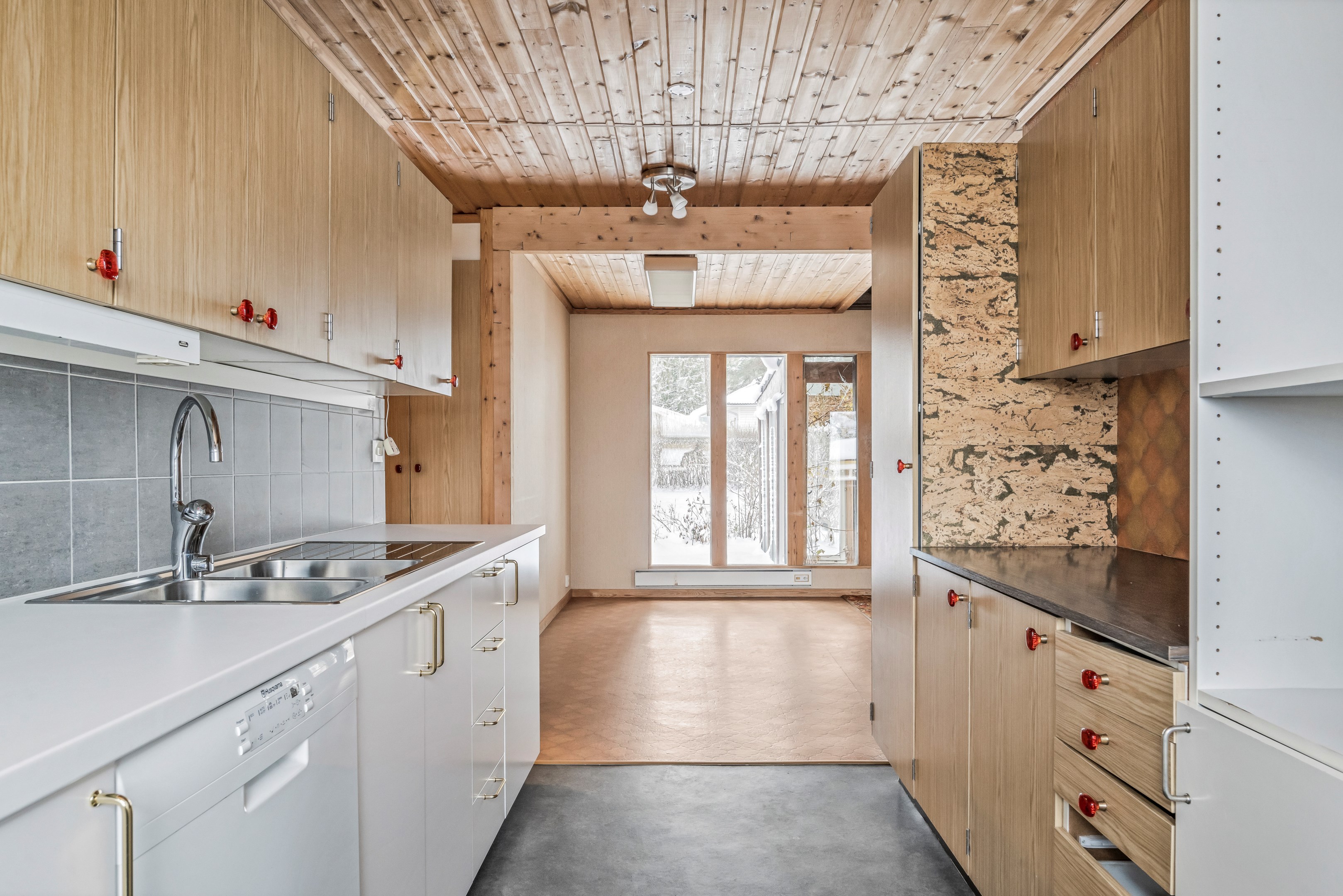 Bostadsbild från Skogsvägen 45, Såld i Bergsbrunna, Uppsala