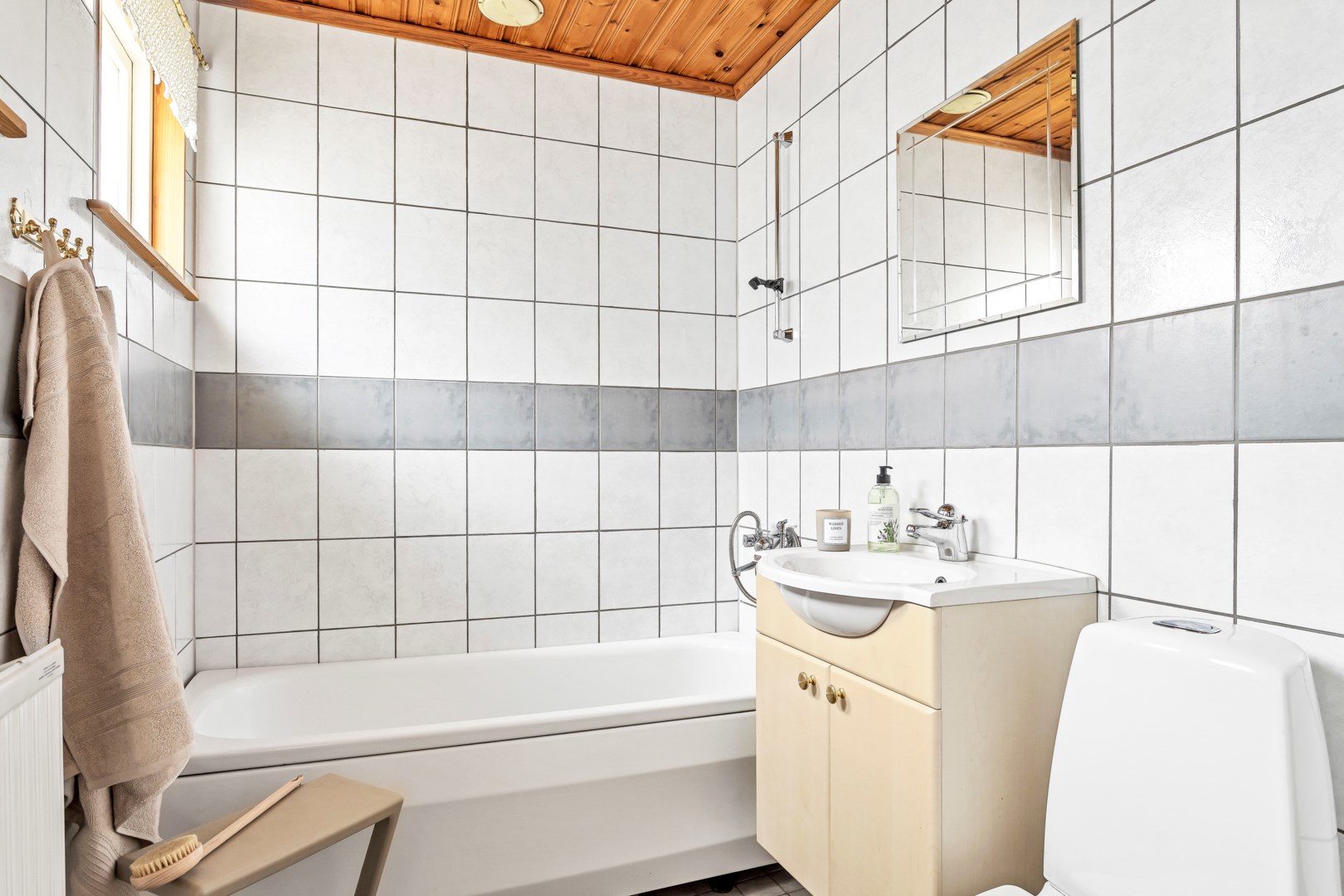 Bostadsbild från Skördevägen 3, Såld i Storvreta, Uppsala