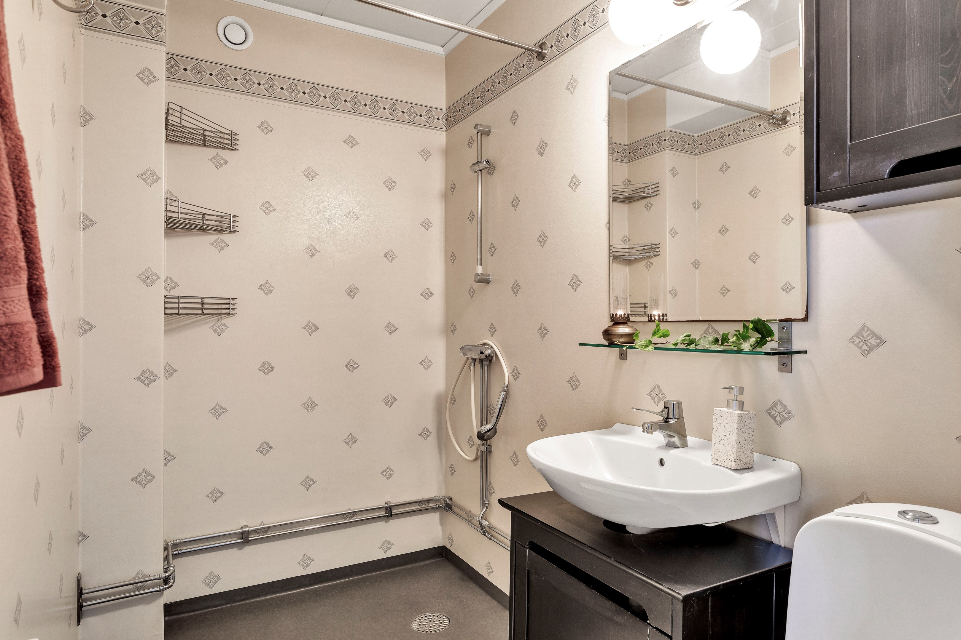 Bostadsbild från Bruksgårdarna 8, Såld i Vattholma, Uppsala