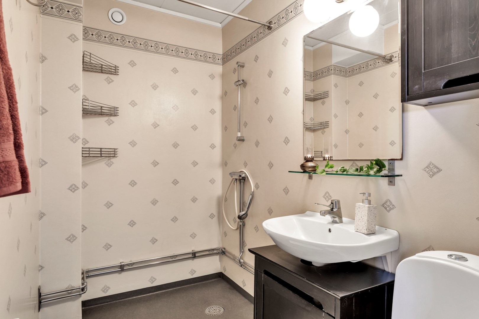 Bostadsbild från Bruksgårdarna 8, Såld i Vattholma, Uppsala