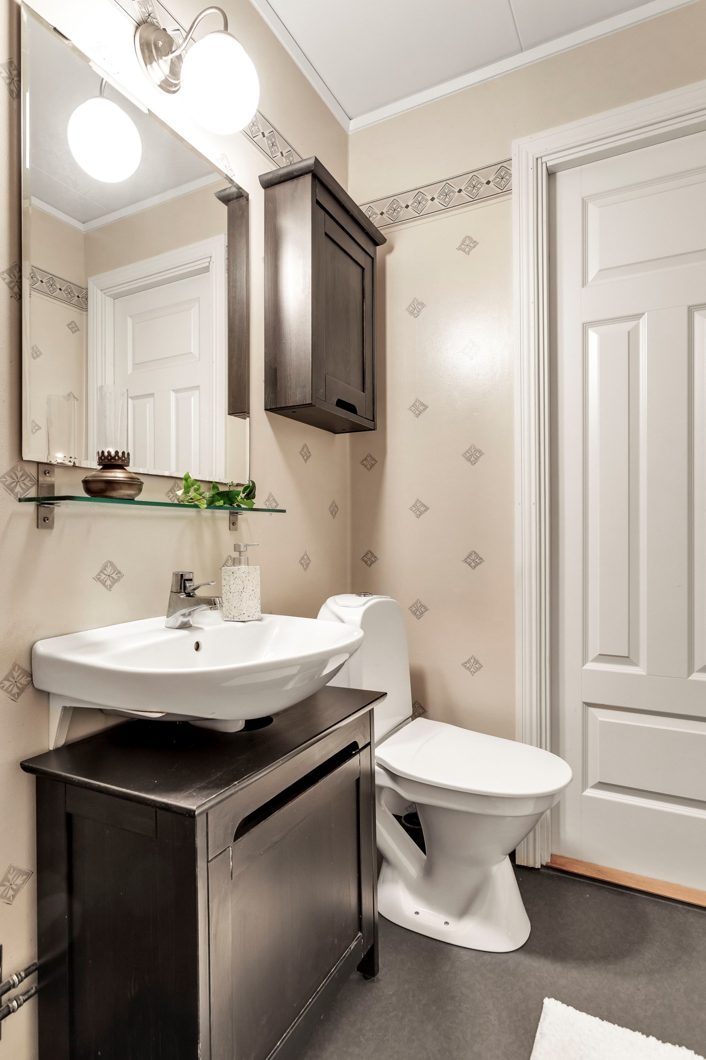 Bostadsbild från Bruksgårdarna 8, Såld i Vattholma, Uppsala