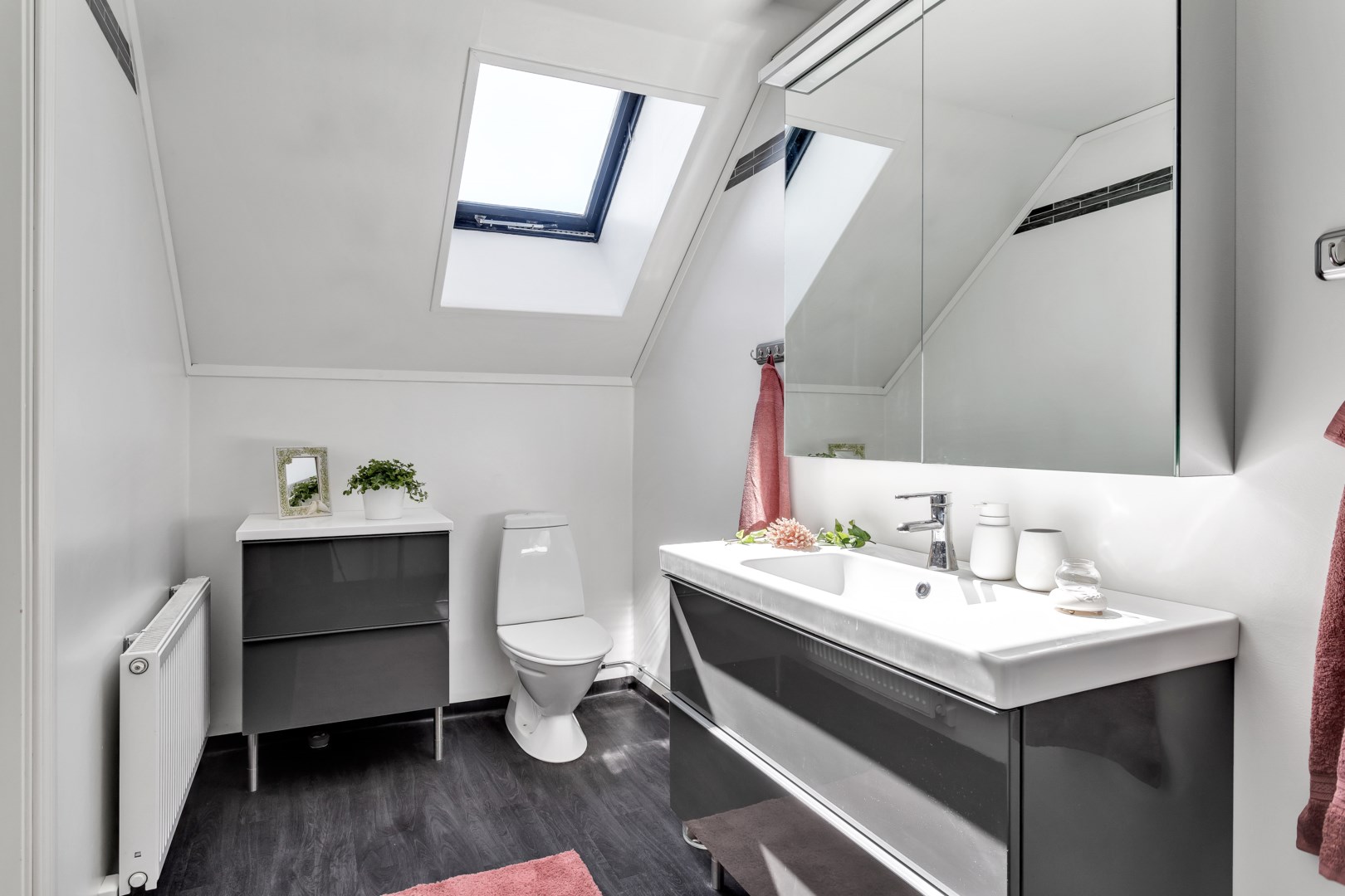 Bostadsbild från Bruksgårdarna 8, Såld i Vattholma, Uppsala