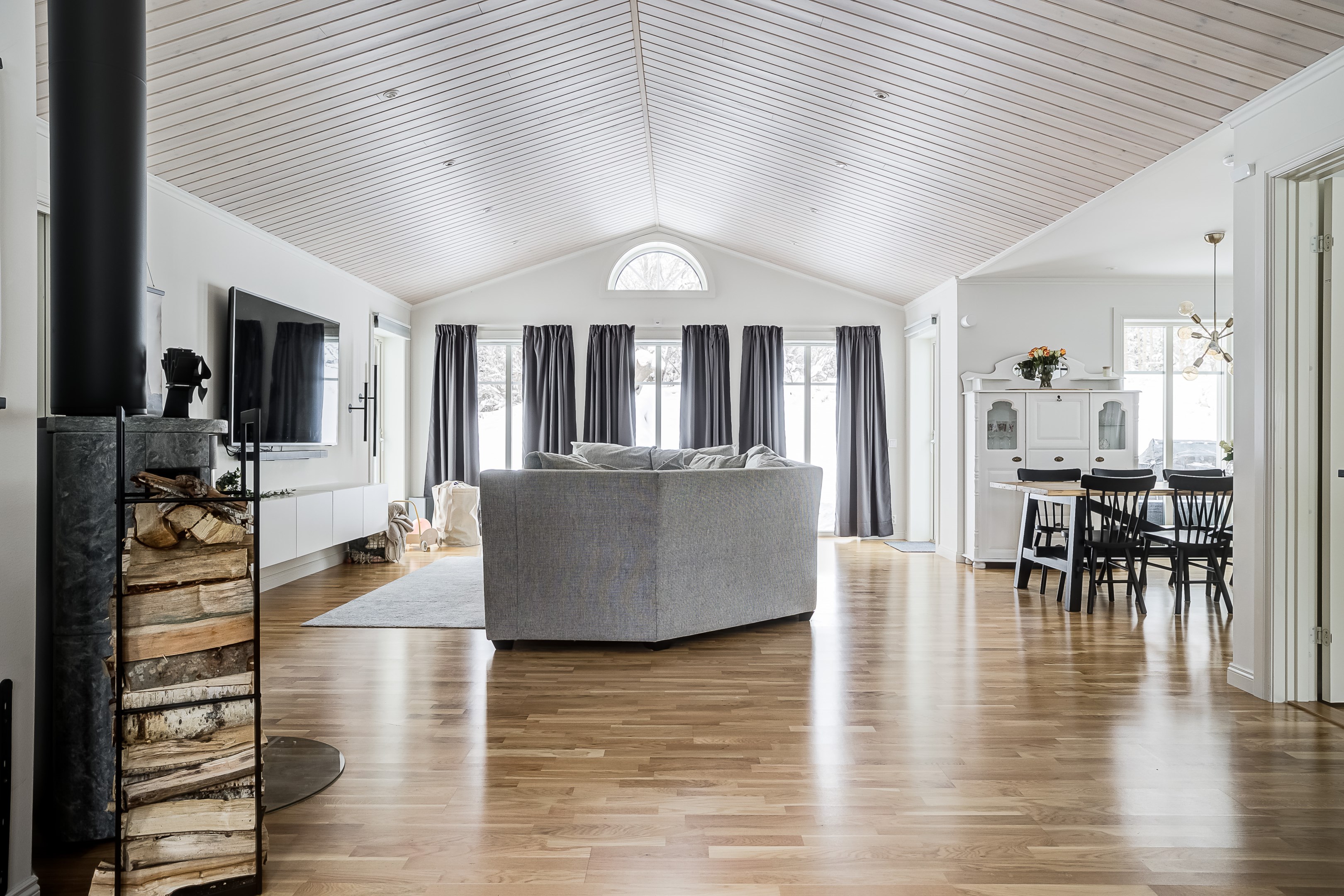 Bostadsbild från Henriksberg 121, Såld i Rasbo, Uppsala