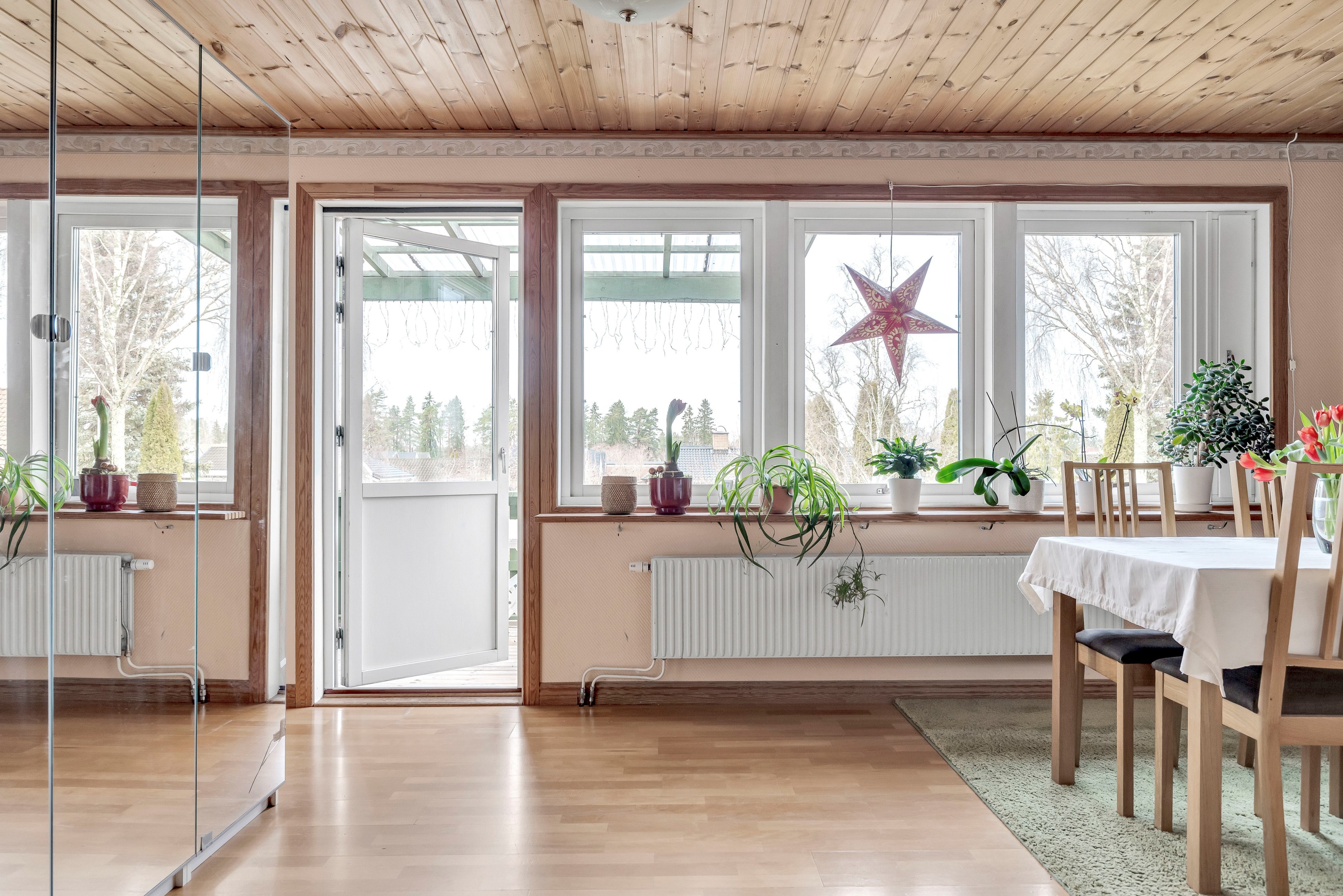 Bostadsbild från Vattgårdsvägen 18, Såld i Storvreta, Uppsala