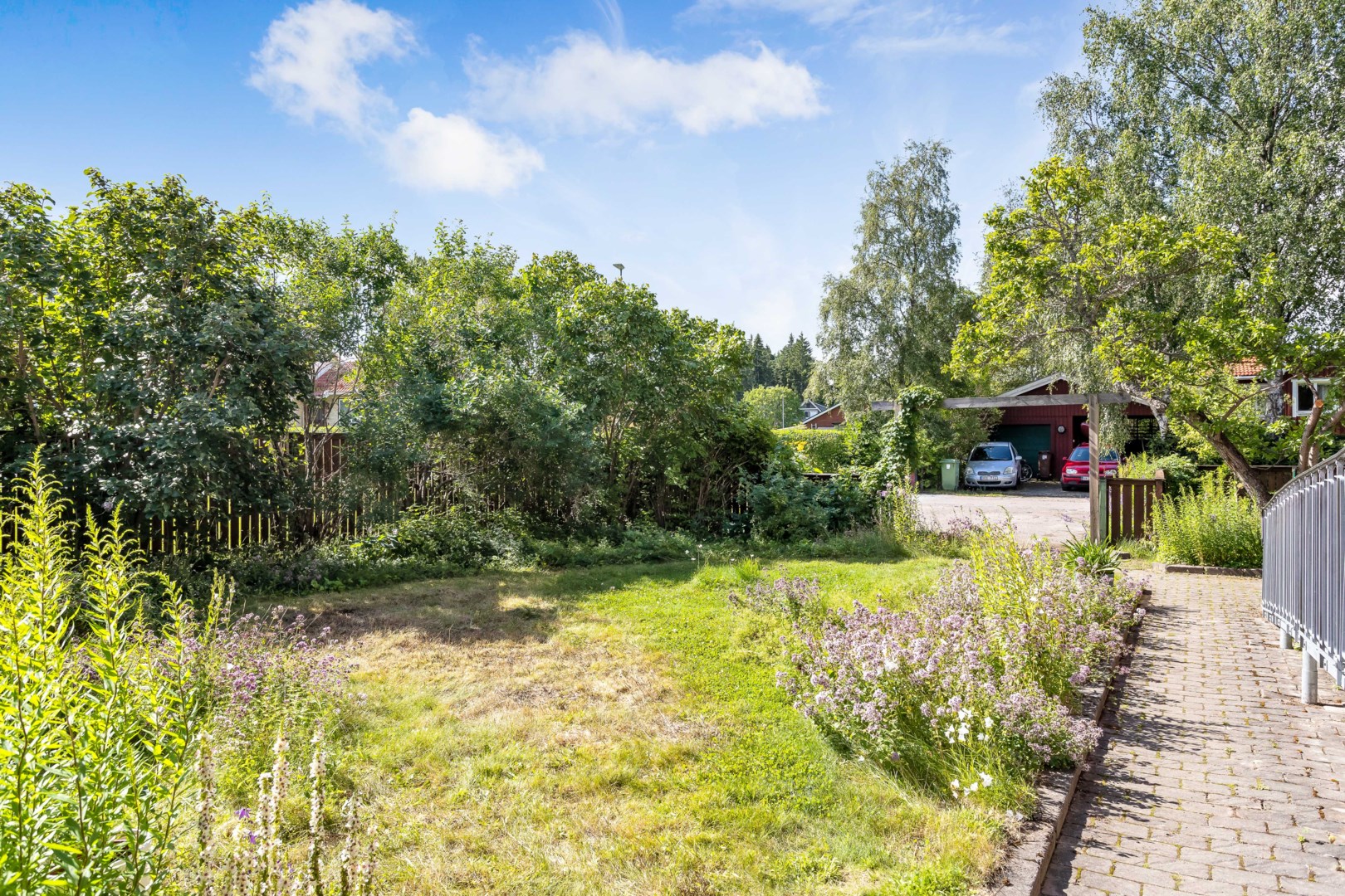 Bostadsbild från Vattgårdsvägen 18, Såld i Storvreta, Uppsala