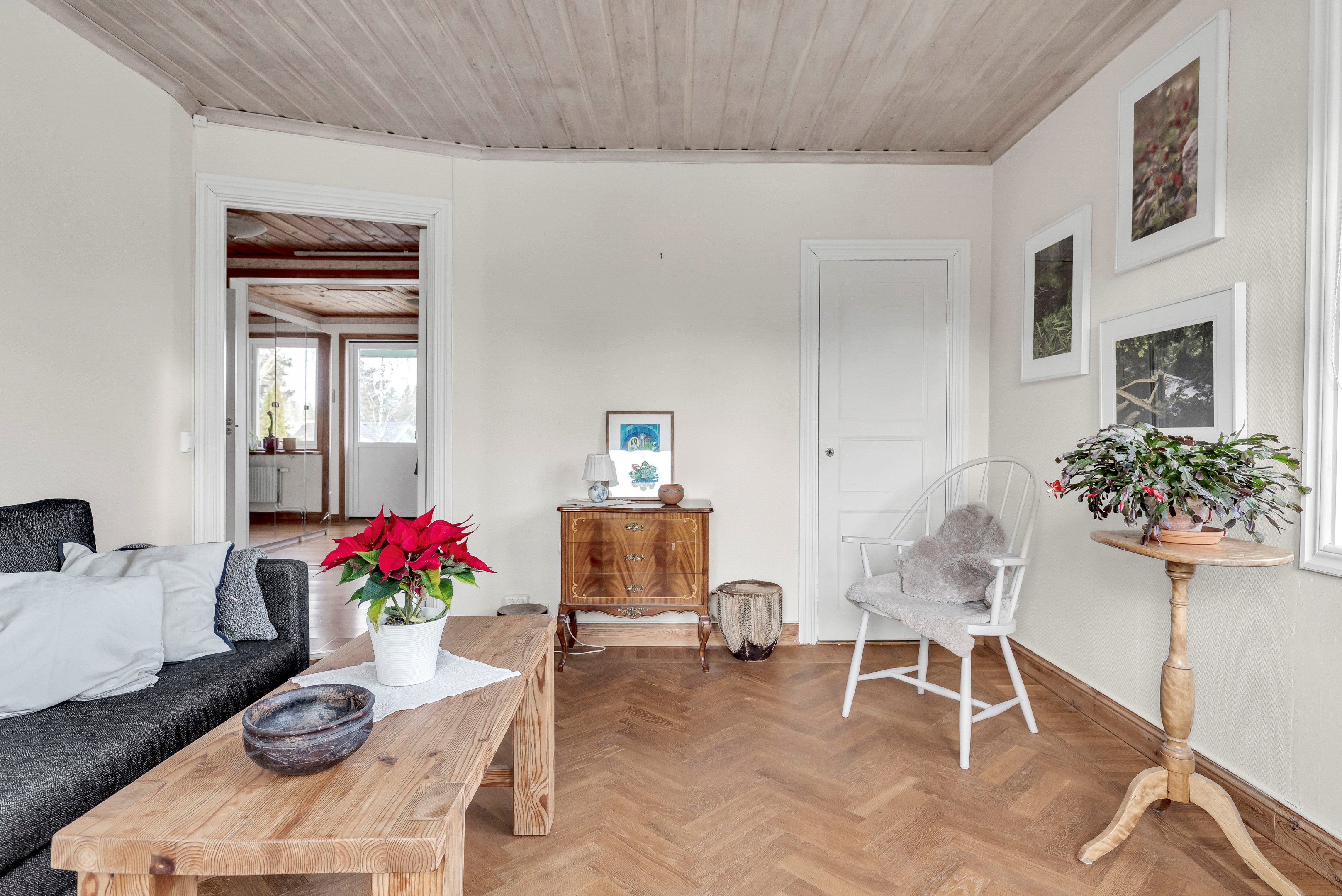 Bostadsbild från Vattgårdsvägen 18, Såld i Storvreta, Uppsala