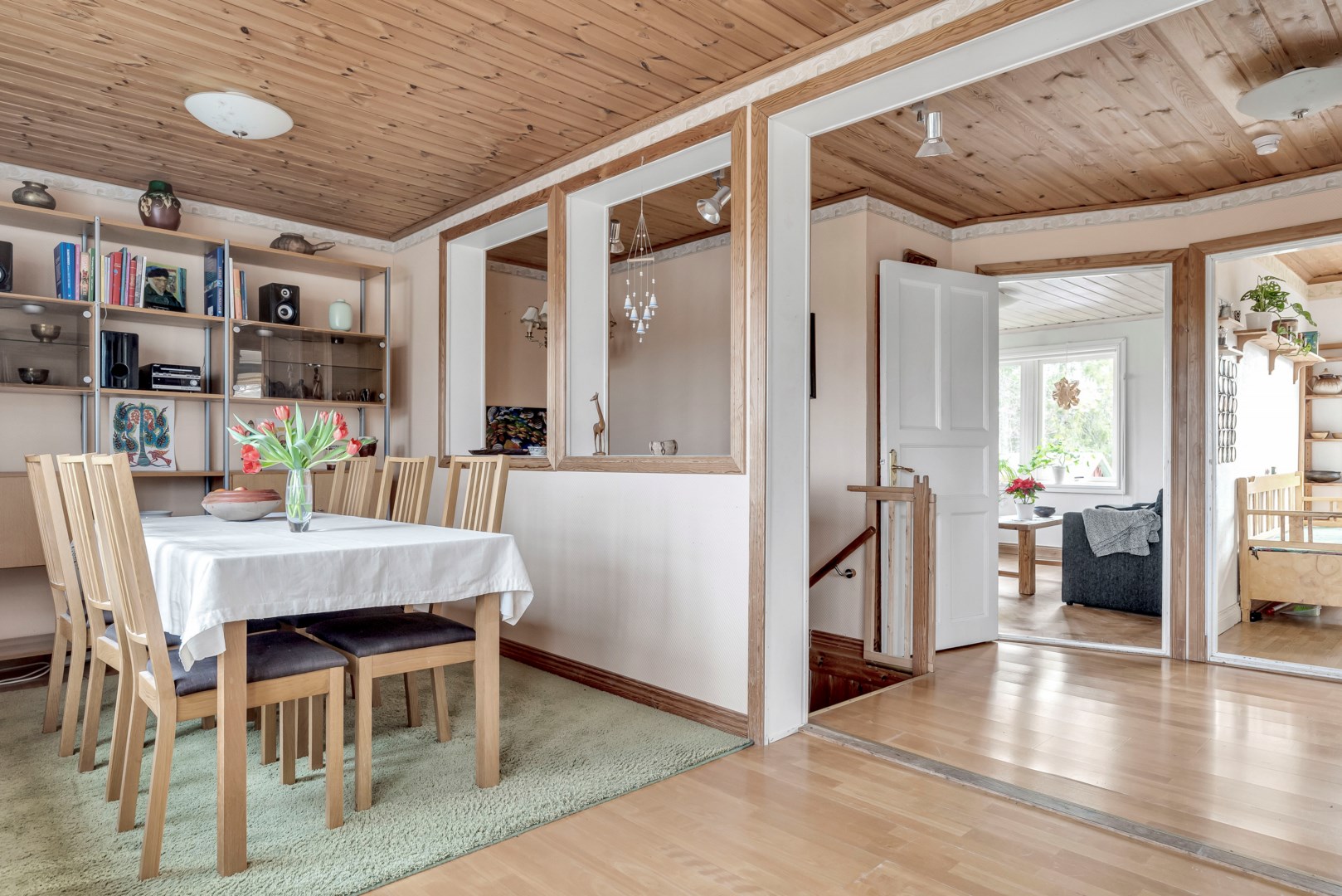 Bostadsbild från Vattgårdsvägen 18, Såld i Storvreta, Uppsala