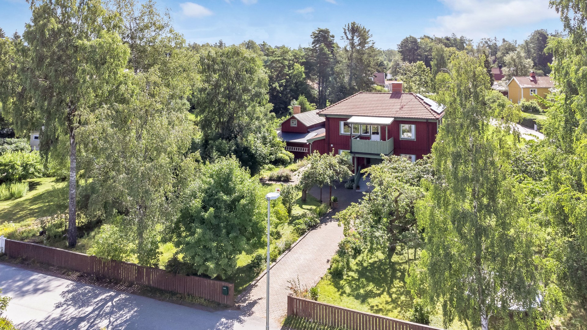 Bostadsbild från Vattgårdsvägen 18, Såld i Storvreta, Uppsala