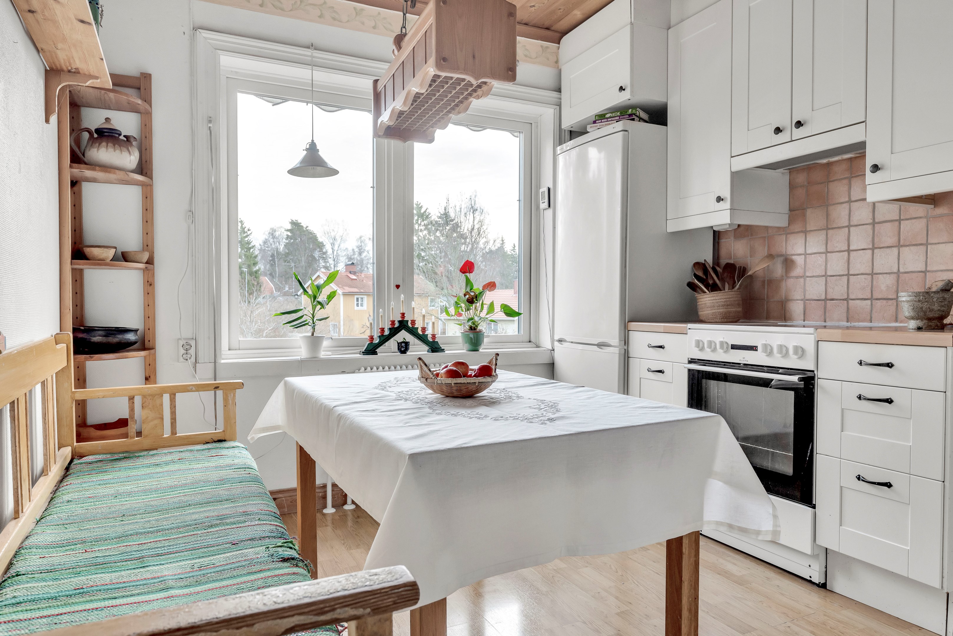 Bostadsbild från Vattgårdsvägen 18, Såld i Storvreta, Uppsala