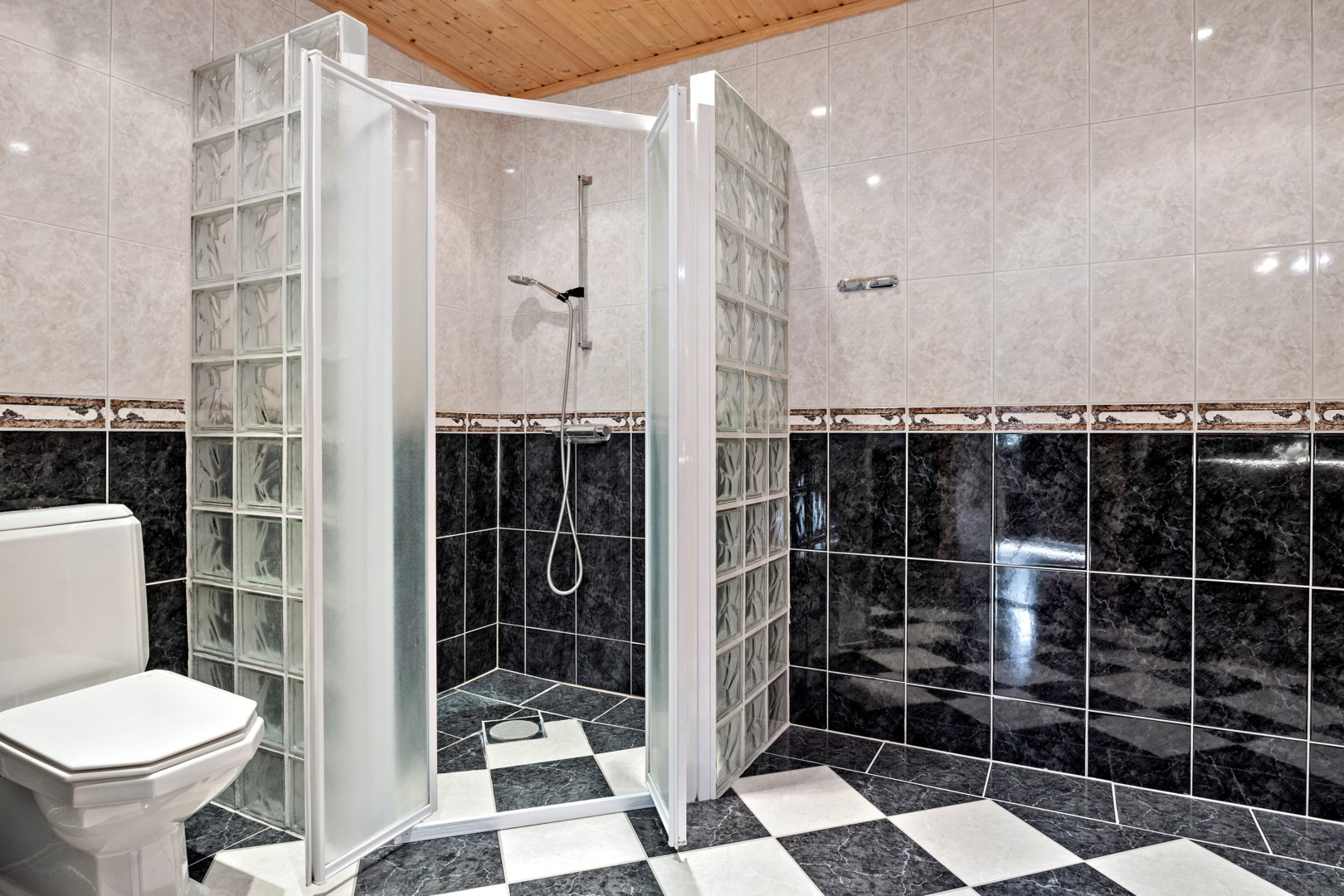 Bostadsbild från Jägarvägen 2B, Såld i Graneberg, Uppsala