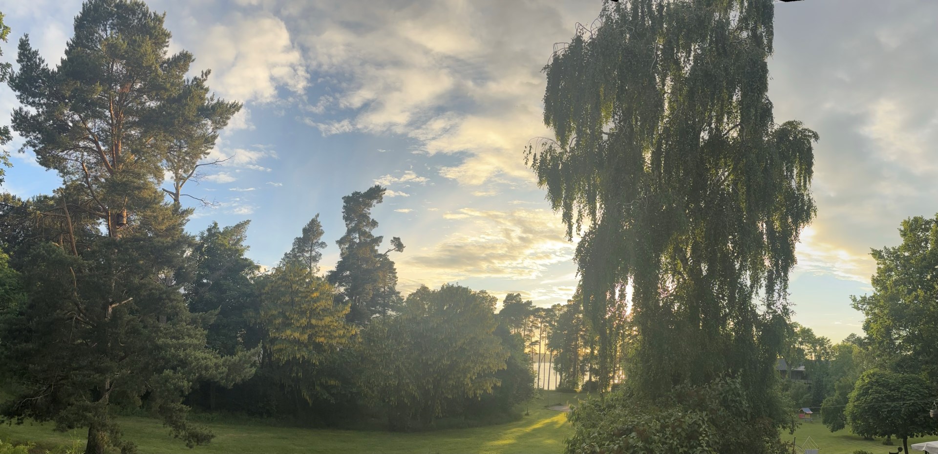 Sommarkväll - säljarnas bild.