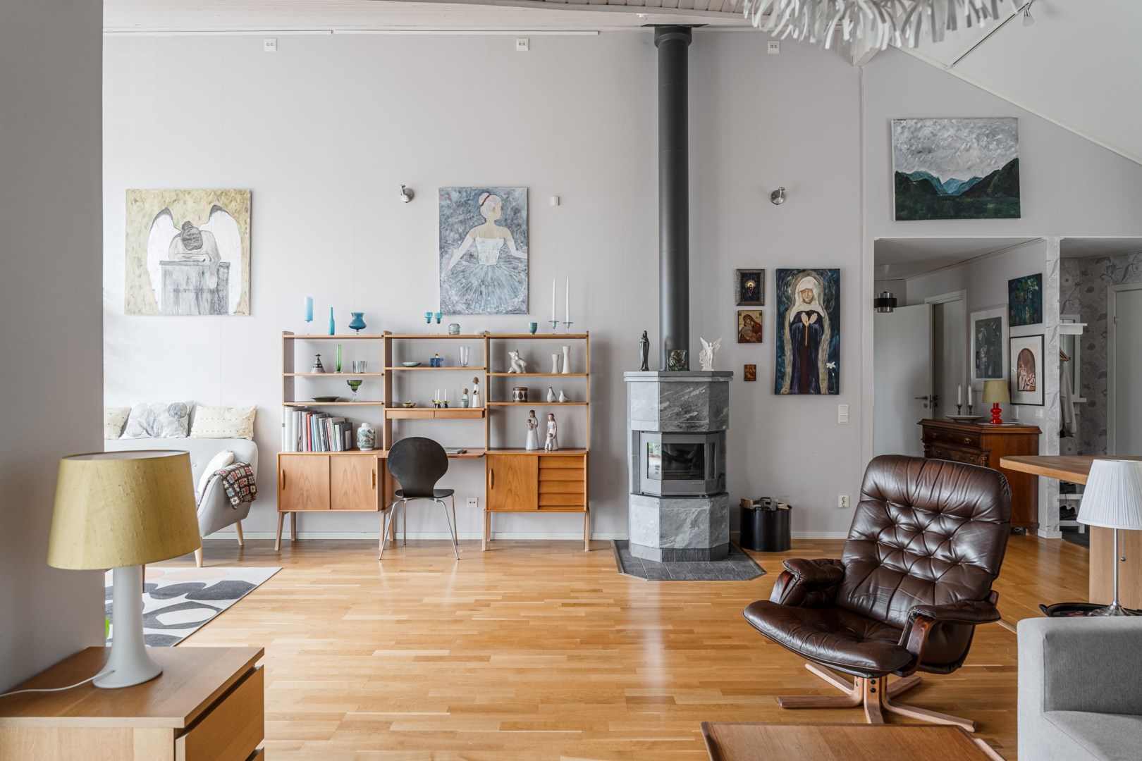 Bostadsbild från Fyrbovägen 18, Såld i Gimo, Östhammar