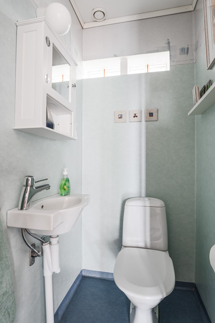 Bostadsbild från Fyrbovägen 18, Såld i Gimo, Östhammar