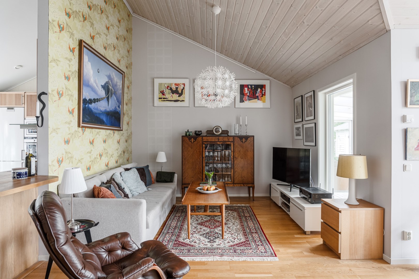 Bostadsbild från Fyrbovägen 18, Såld i Gimo, Östhammar