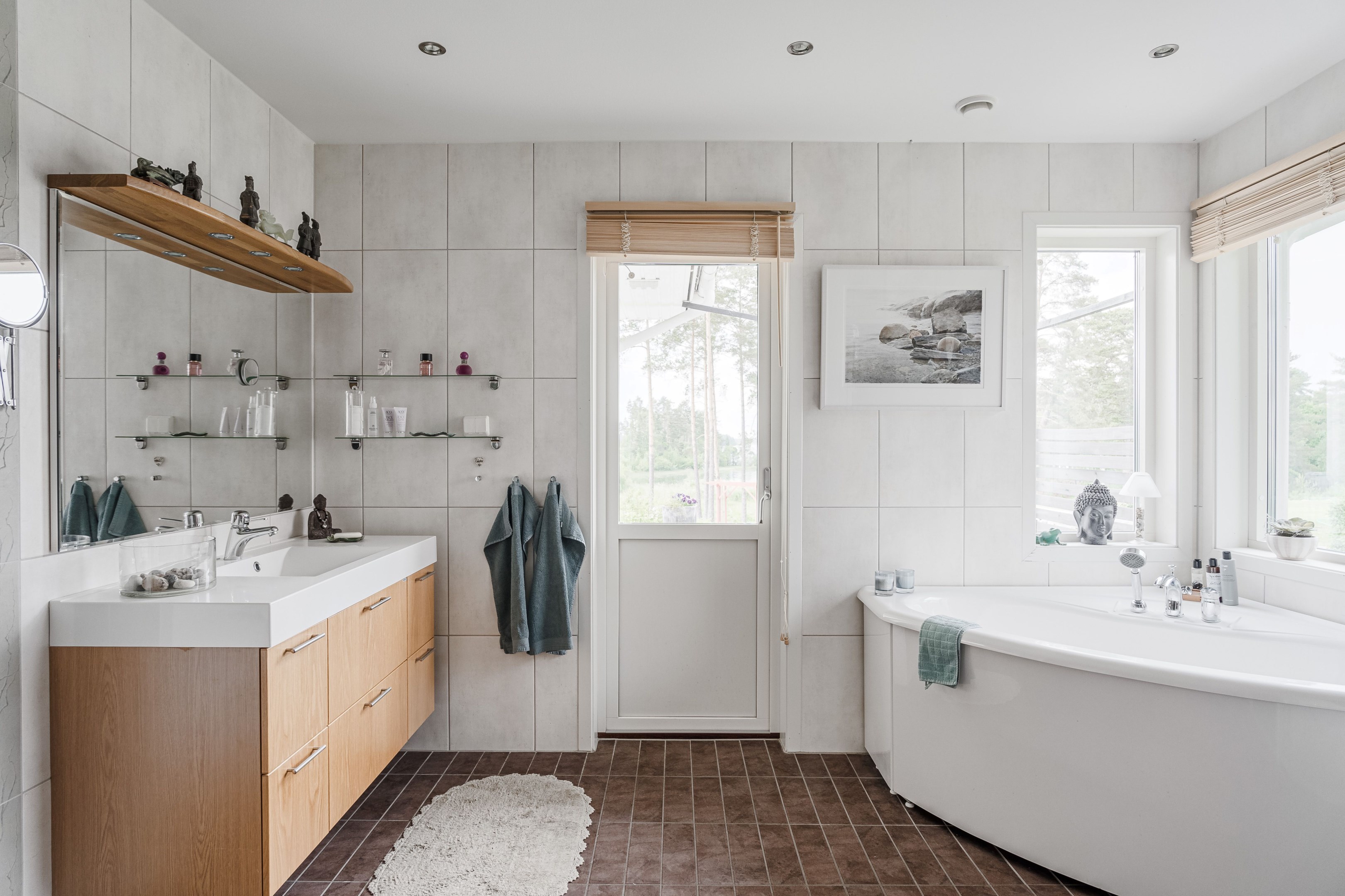 Bostadsbild från Fyrbovägen 18, Såld i Gimo, Östhammar