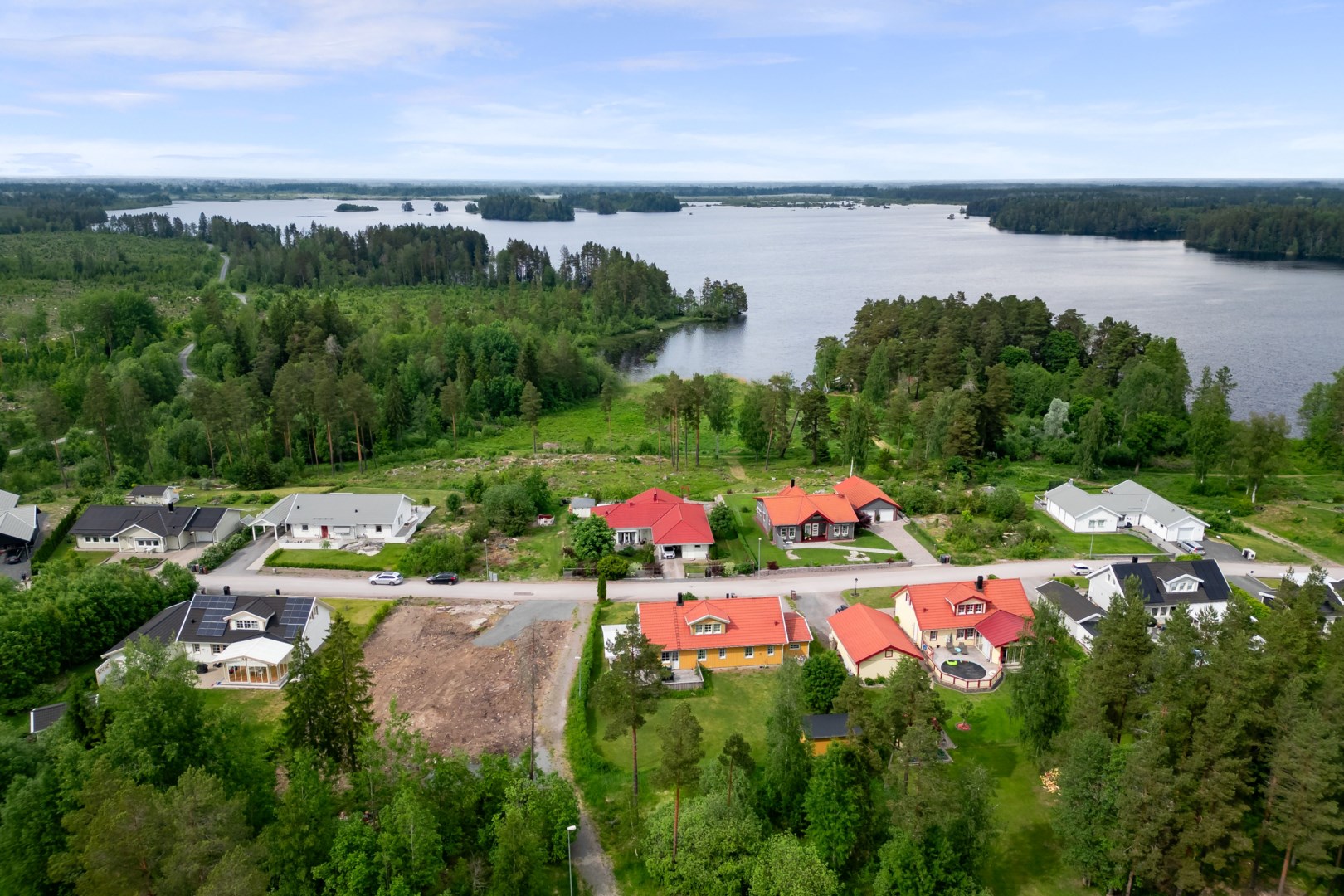 Bostadsbild från Fyrbovägen 18, Såld i Gimo, Östhammar