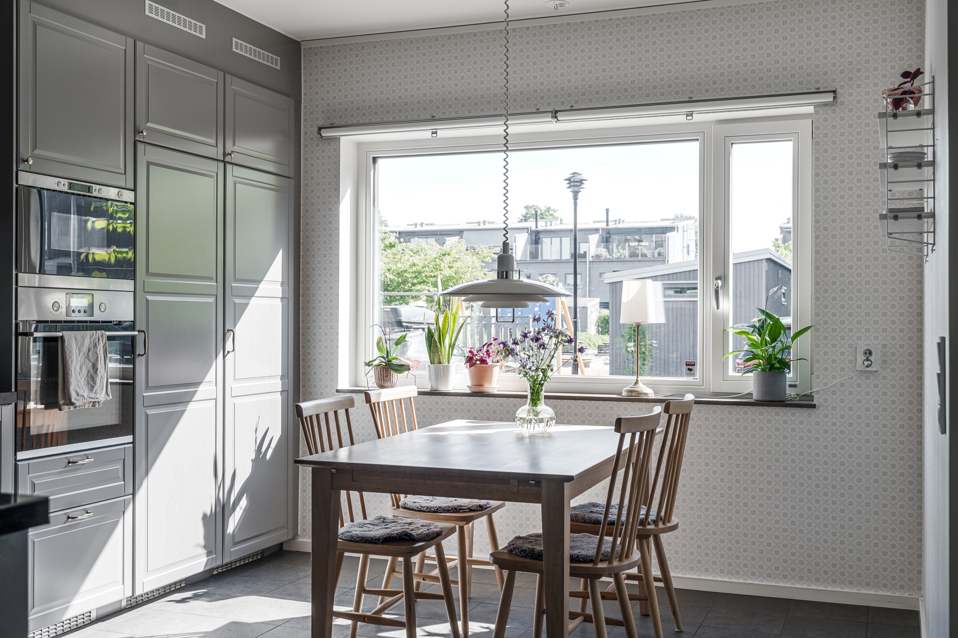 Bostadsbild från Bernadottestigen 28, Snart till salu i Valsätra, Uppsala