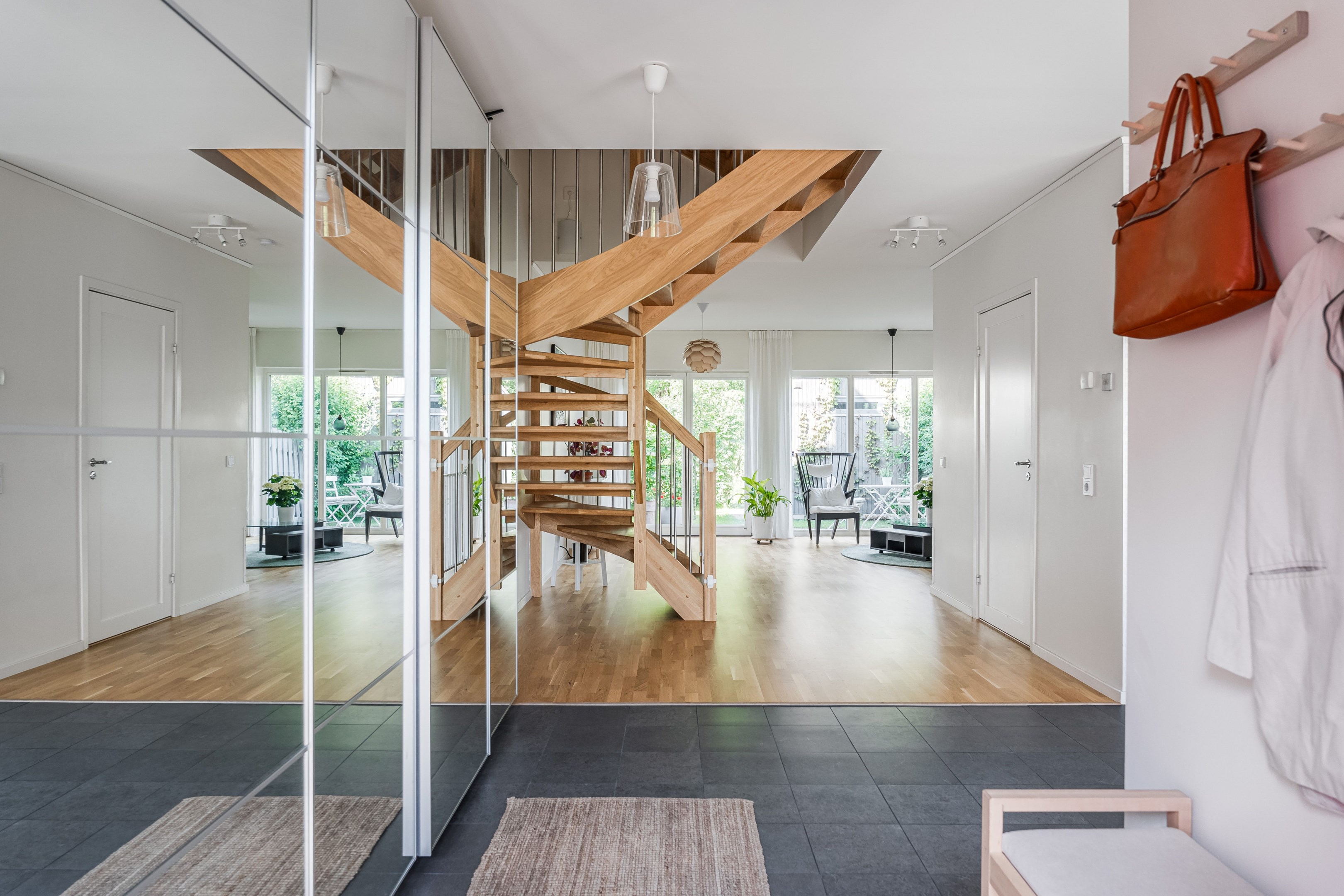 Bostadsbild från Bernadottestigen 28, Snart till salu i Valsätra, Uppsala