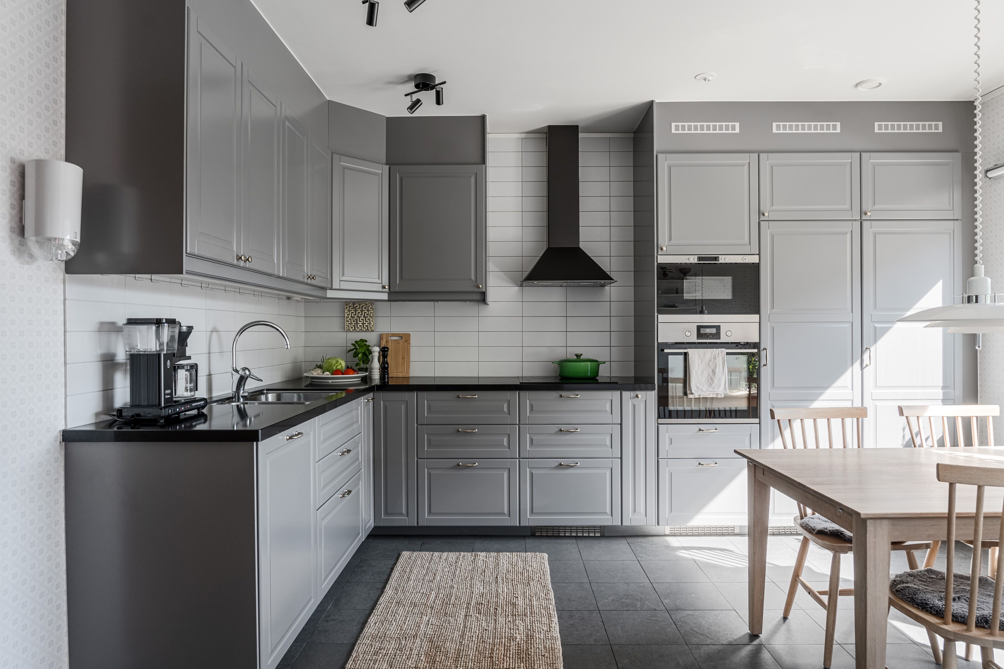 Bostadsbild från Bernadottestigen 28, Snart till salu i Valsätra, Uppsala