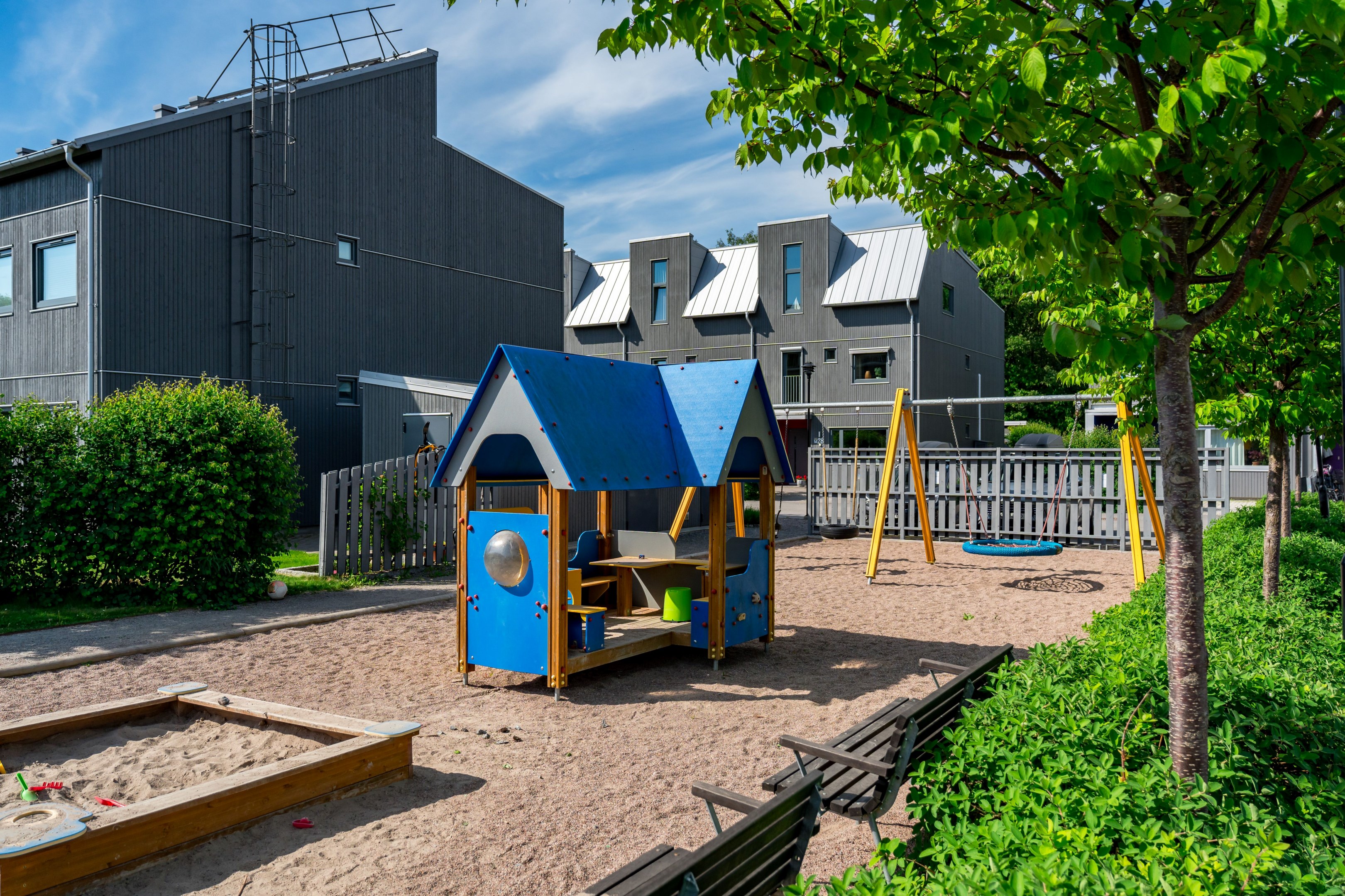 Bostadsbild från Bernadottestigen 28, Snart till salu i Valsätra, Uppsala