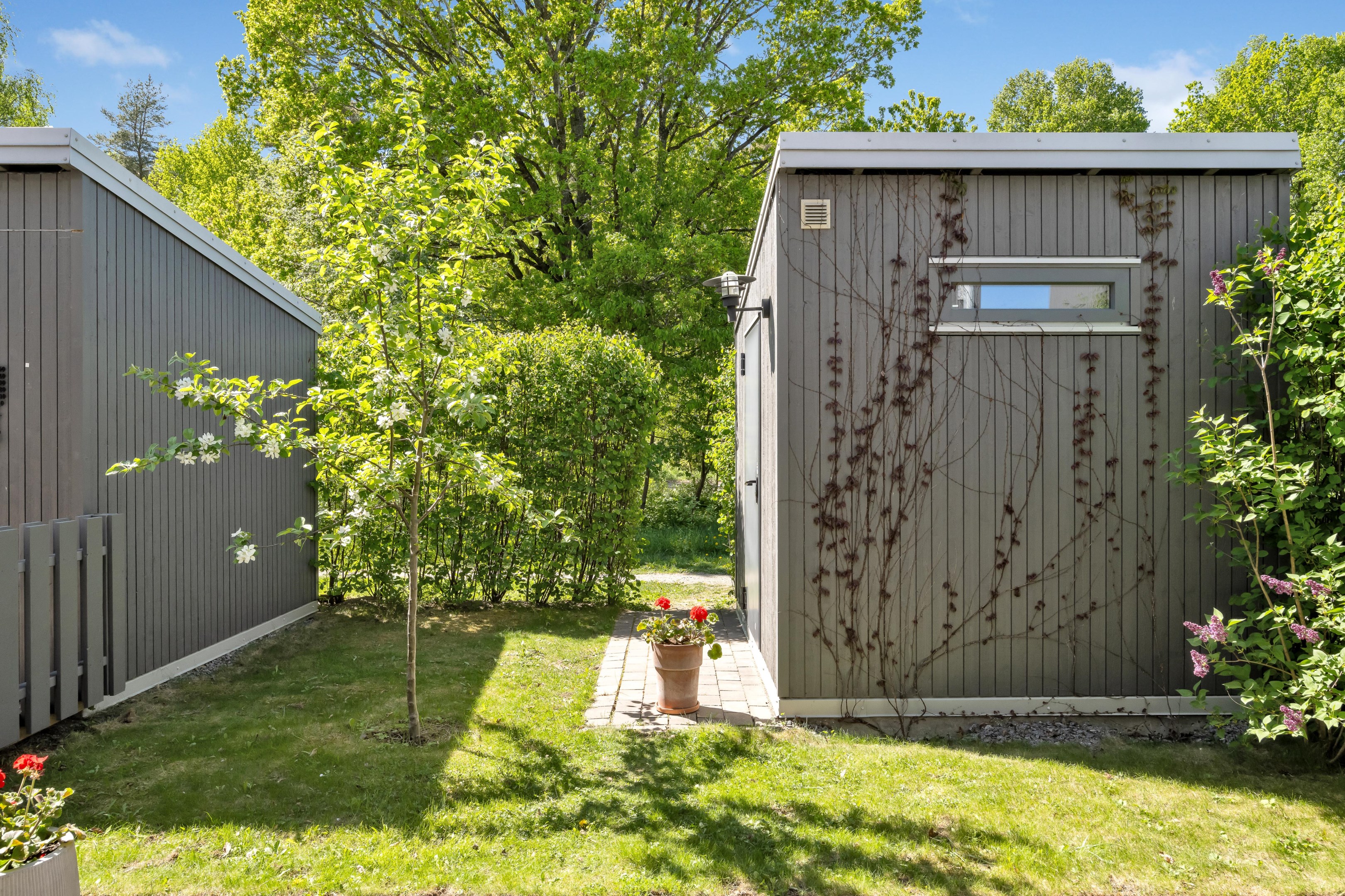 Bostadsbild från Bernadottestigen 28, Snart till salu i Valsätra, Uppsala