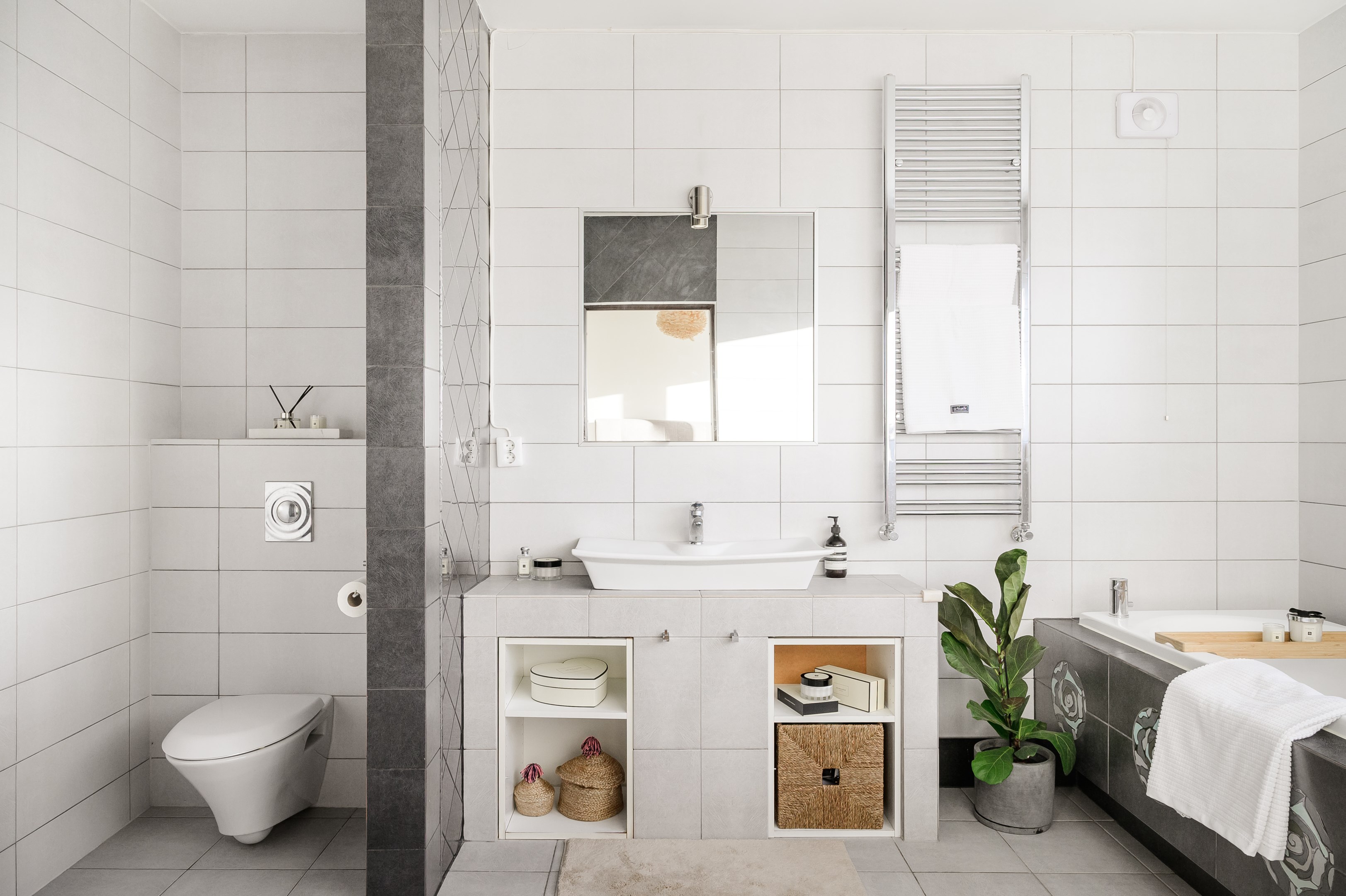 Bostadsbild från Magnevägen 3, Såld i Skuru, Nacka