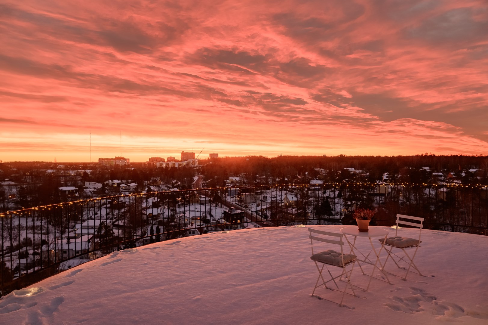 Bostadsbild från Magnevägen 3, Såld i Skuru, Nacka