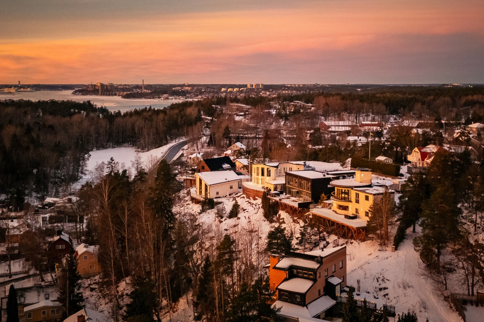 Bostadsbild från Magnevägen 3, Såld i Skuru, Nacka
