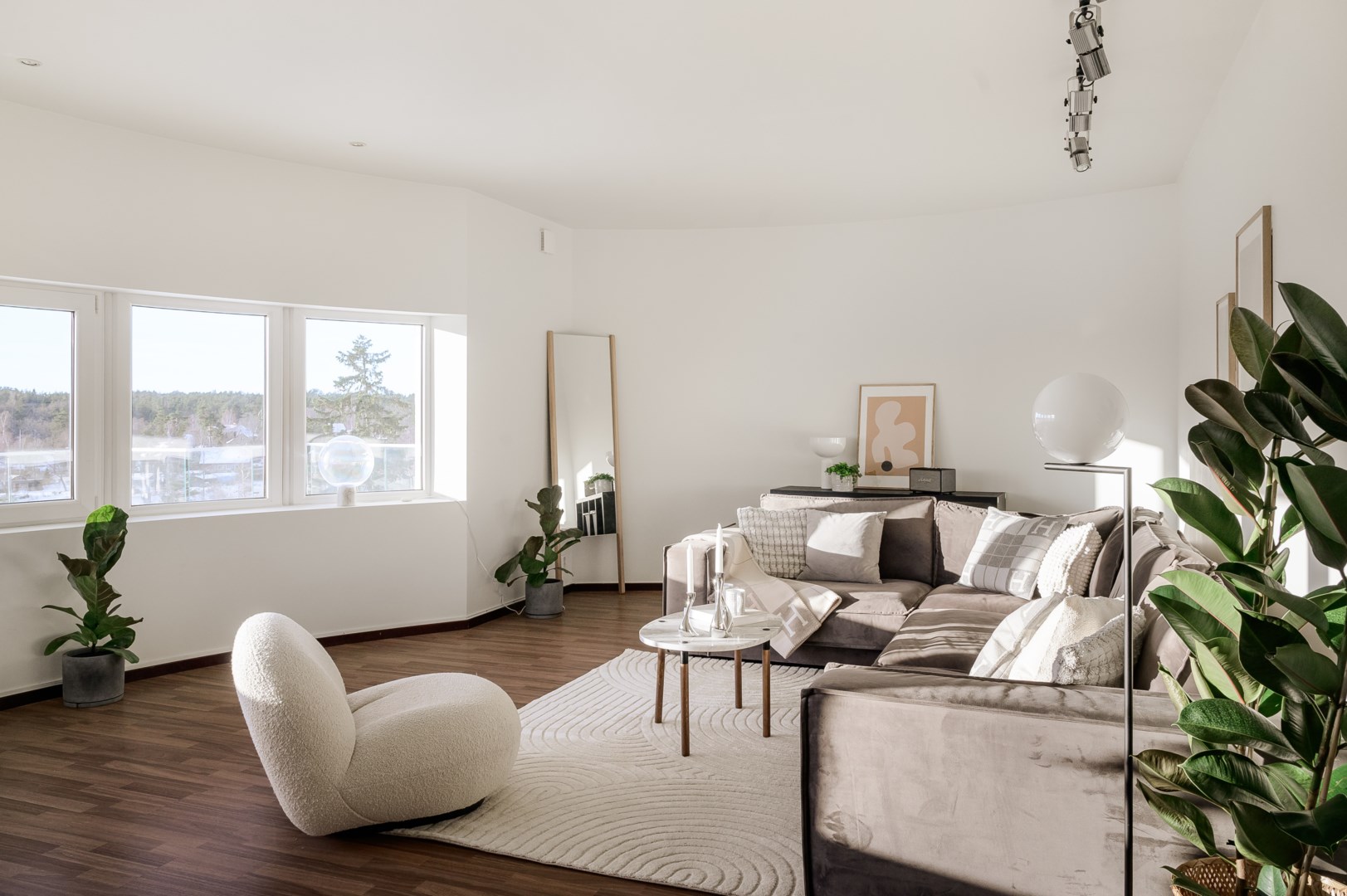 Bostadsbild från Magnevägen 3, Såld i Skuru, Nacka